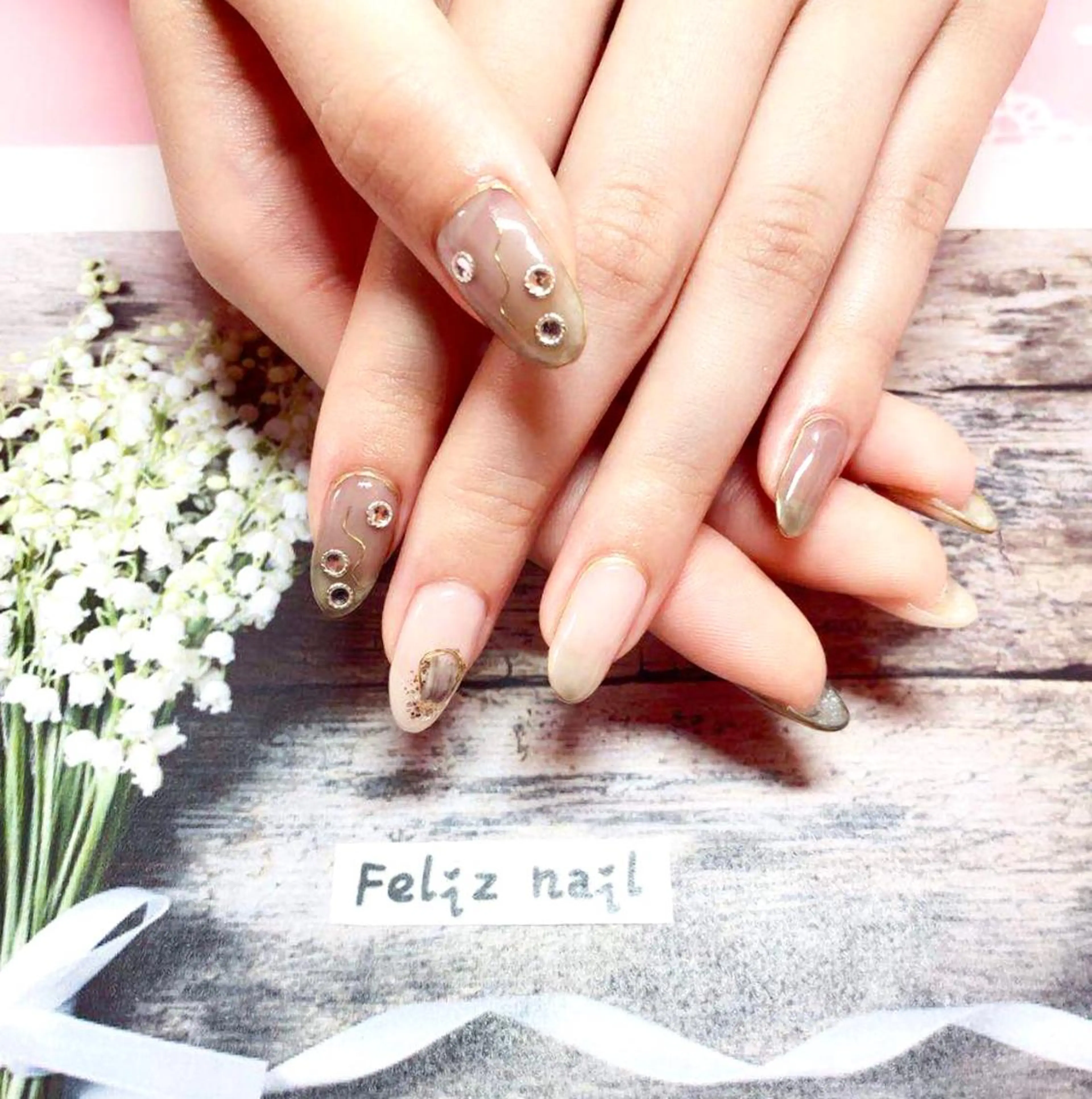 ネイル クリアネイル ジェルネイル ニュアンスネイル パラジェル シンプルネイル ハンドネイル ユキカ （ネイリスト）のネイルデザイン