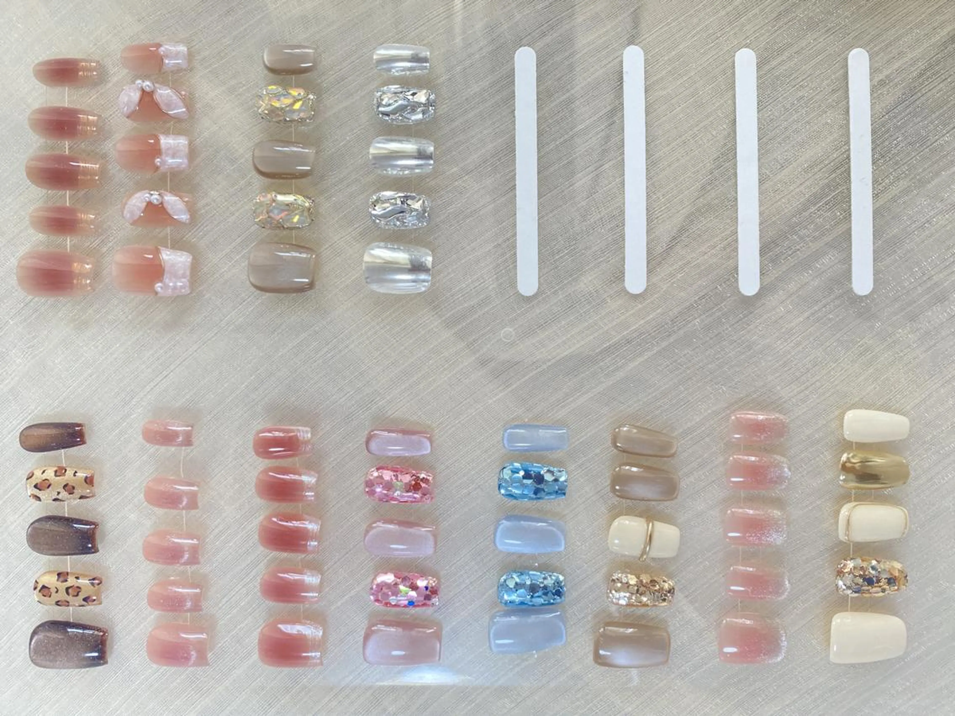 期間限定キャンペーン【つけ爪】シンプルデザインの写真