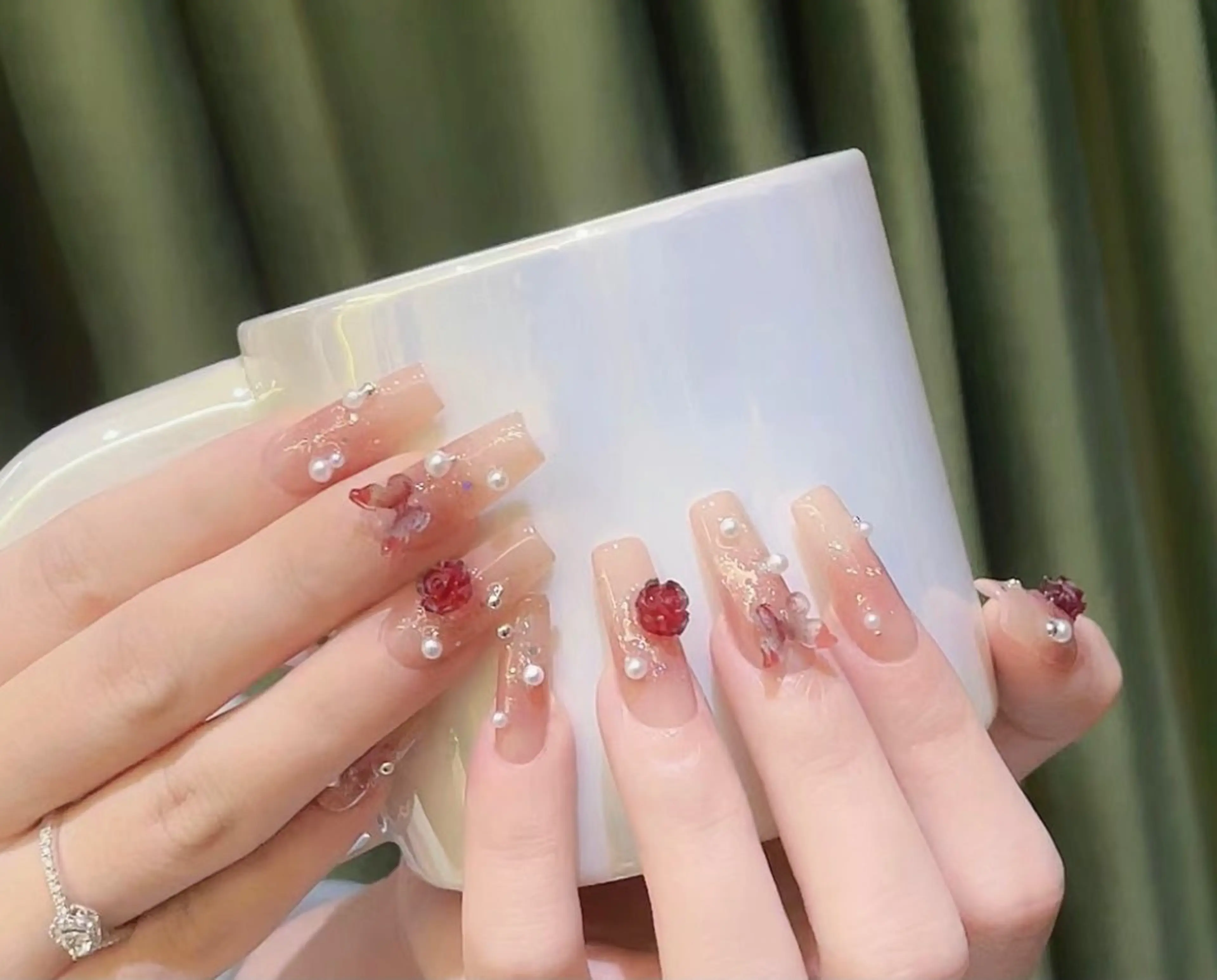 ネイル ハンドネイル D-BEAUTY Nailsalonのネイルデザイン