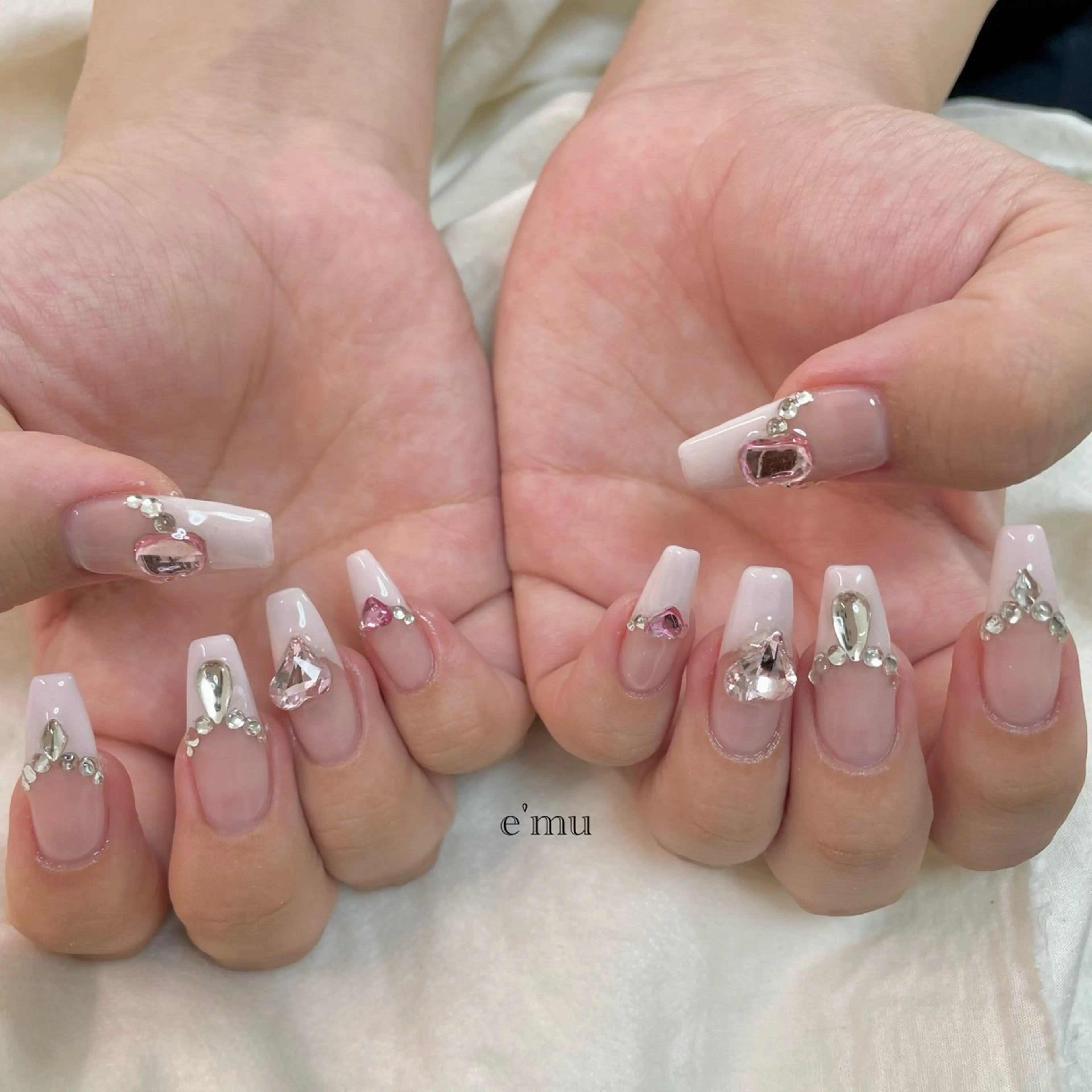 ネイル ピンク ハンドネイル nail salon e'mu💐のネイルデザイン