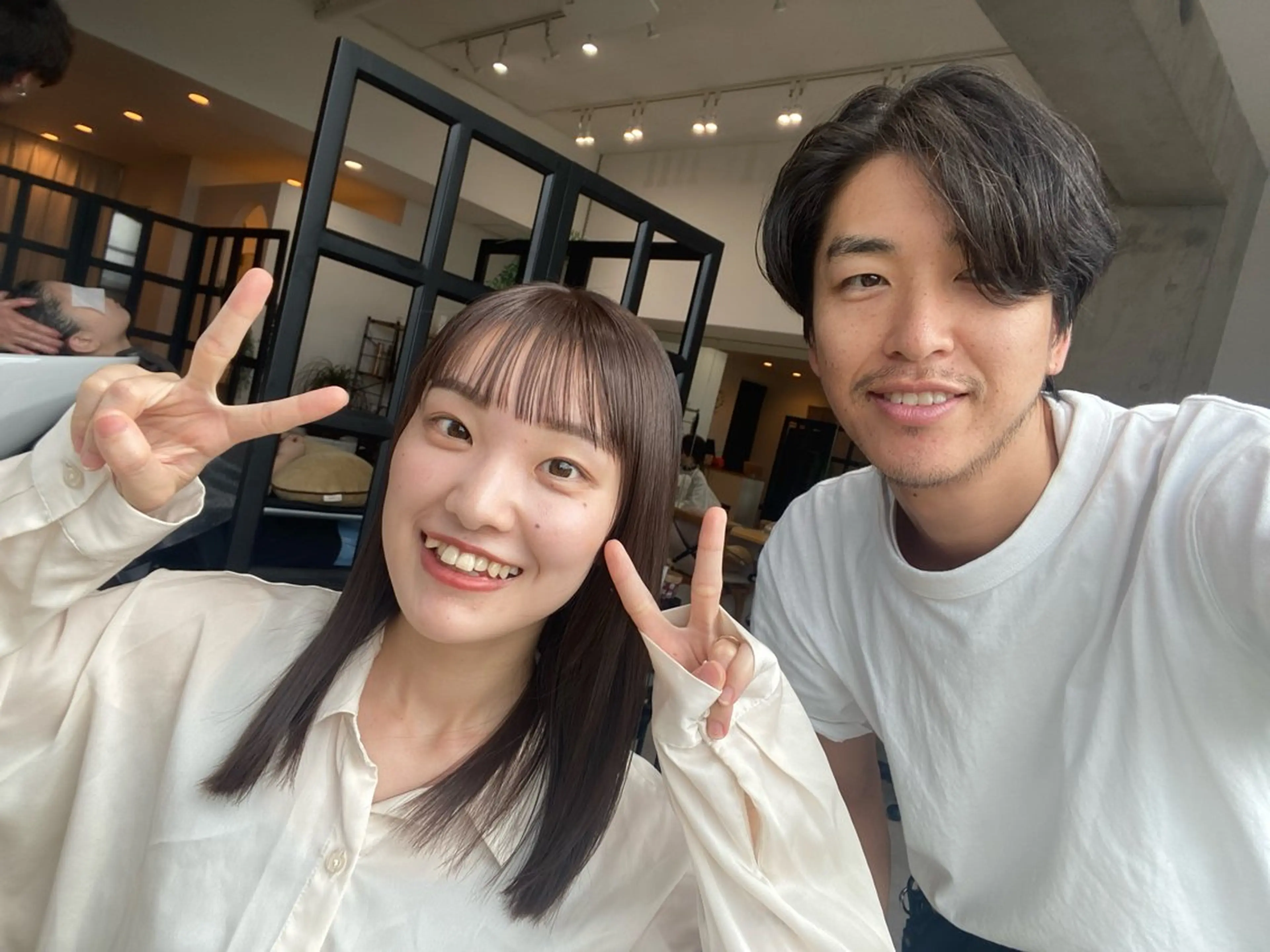 セミロング カット ヘアカラー トリートメント ヘアセット また会いたくなる 美容師【KENTA】のヘアスタイル