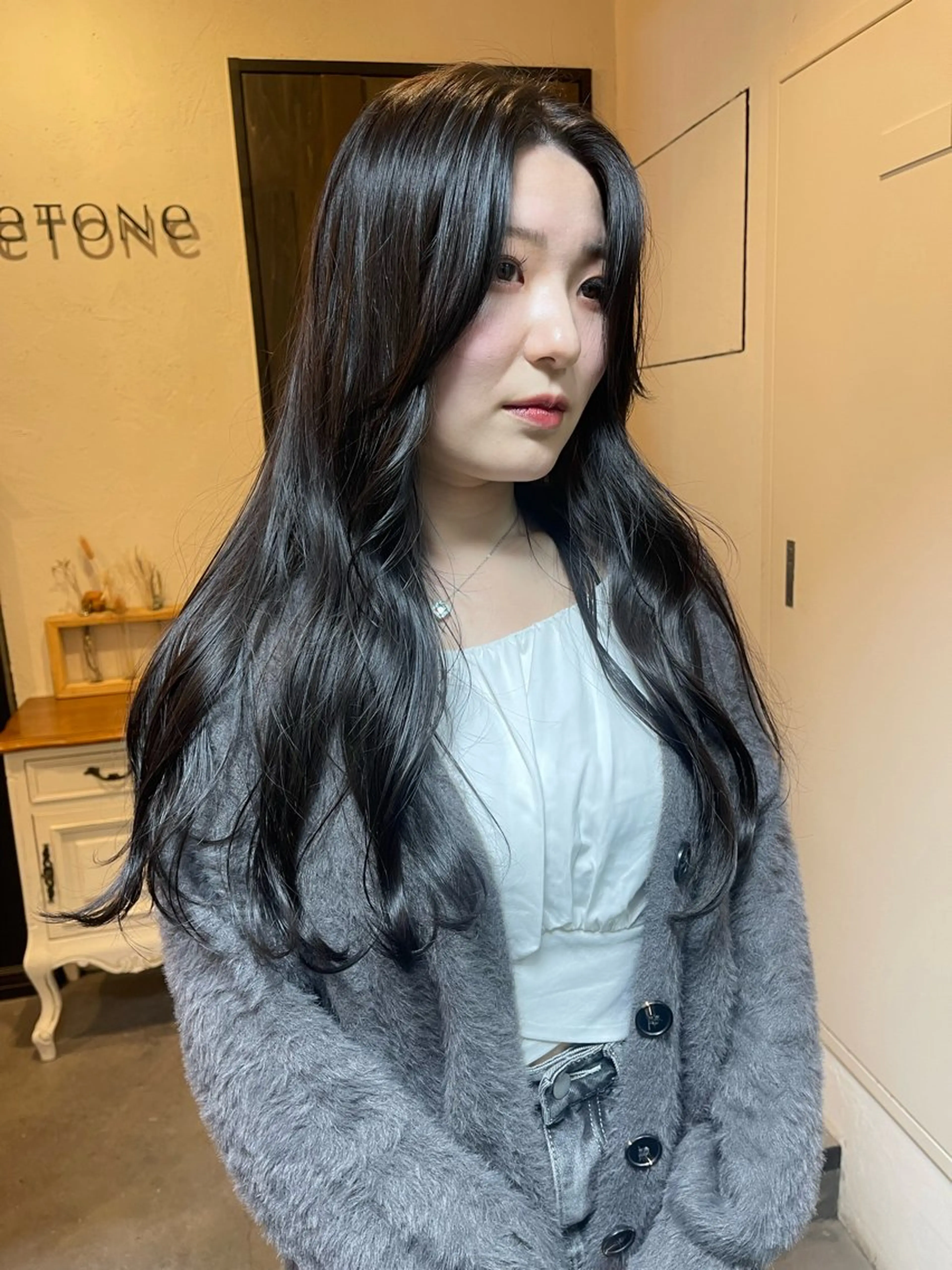 ロング 顔まわりレイヤー/ bob及川亜沙美のヘアスタイル