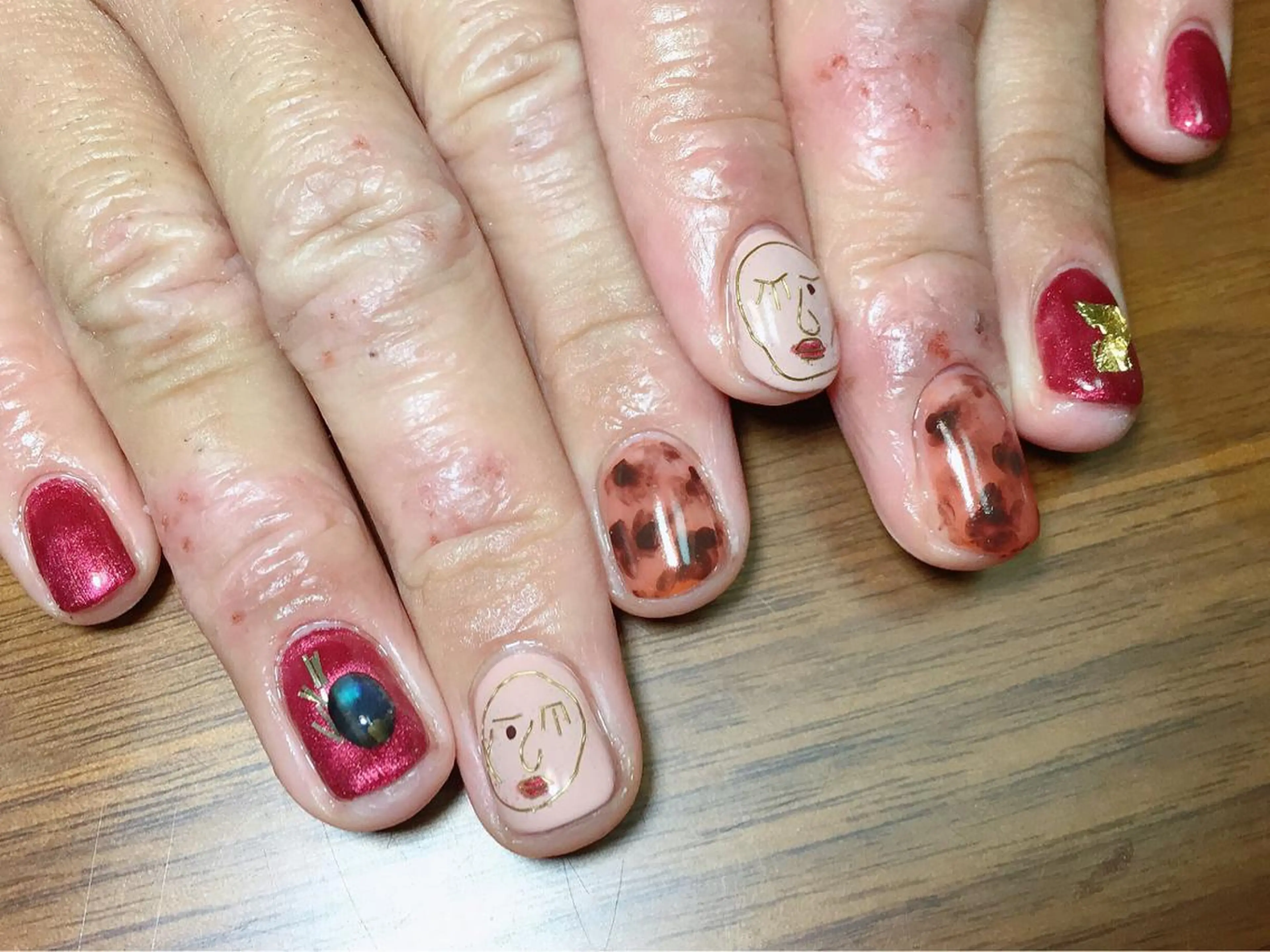 ネイル ｱｲﾗｯｼｭ ﾈｲﾙ ｻﾛﾝ つけるのマツエク・マツパデザイン