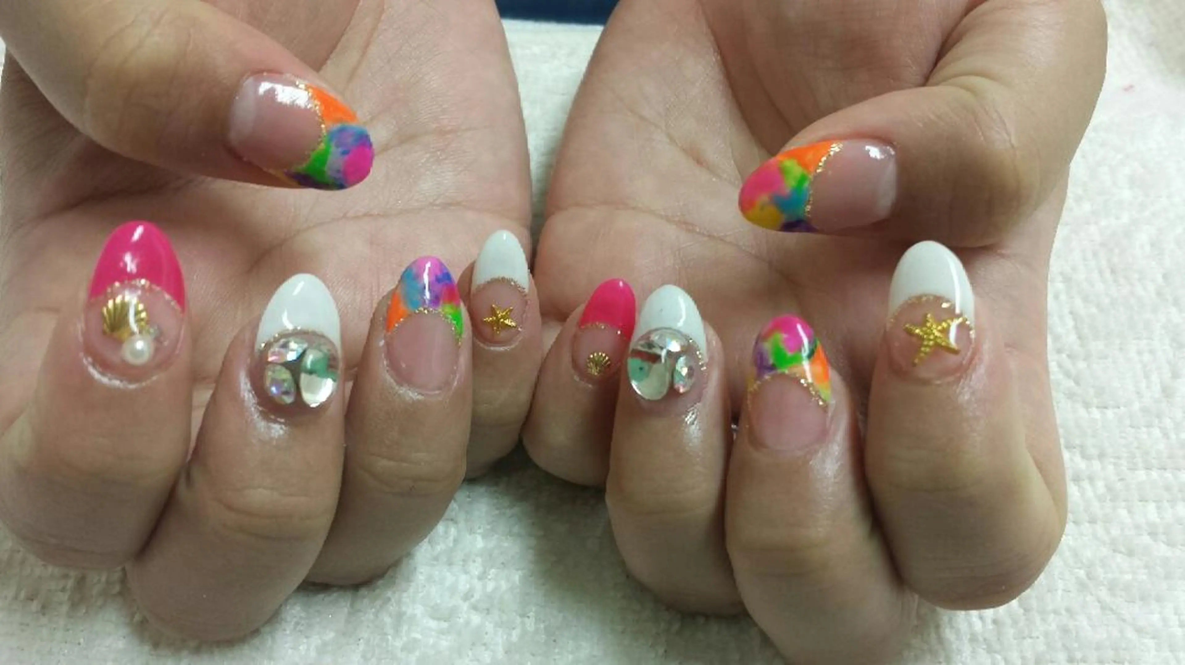 ネイル 河野ちえ (雑誌掲載サロン)のネイルデザイン