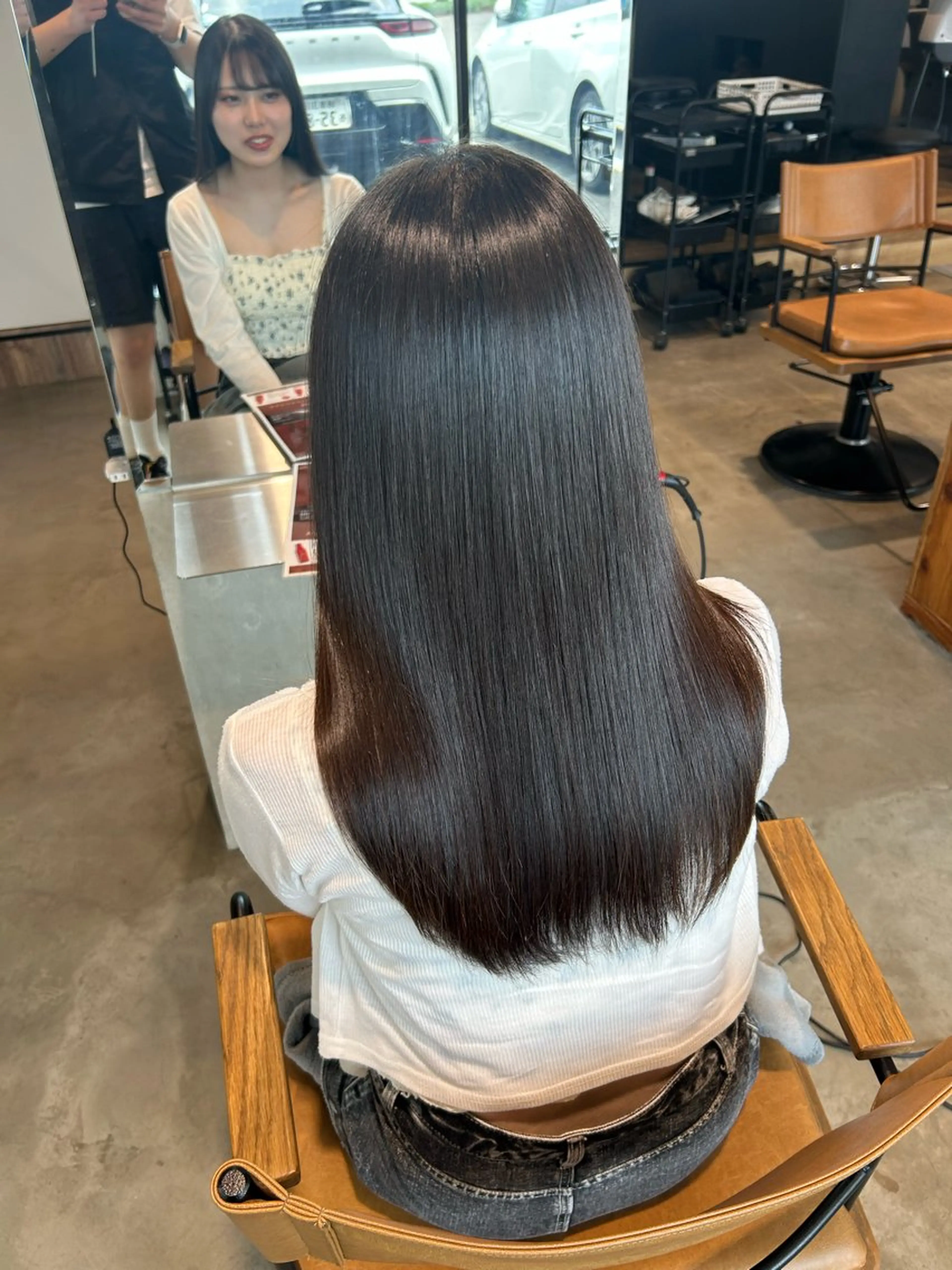 カラー tote. 成瀬晃のヘアスタイル