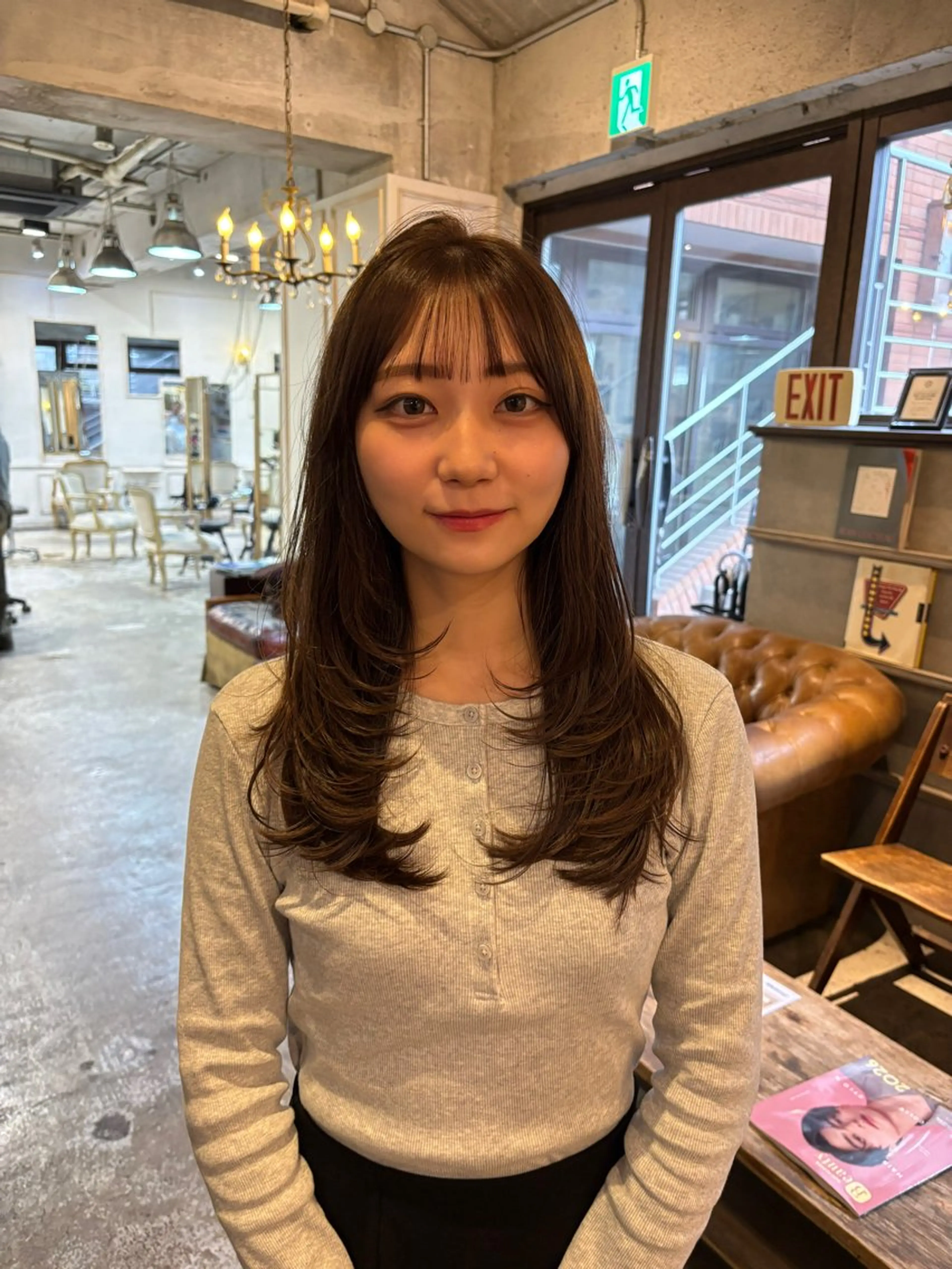 ロング ヘアカラー トリートメント 柔らかベージュ 🤎YUKAのヘアスタイル