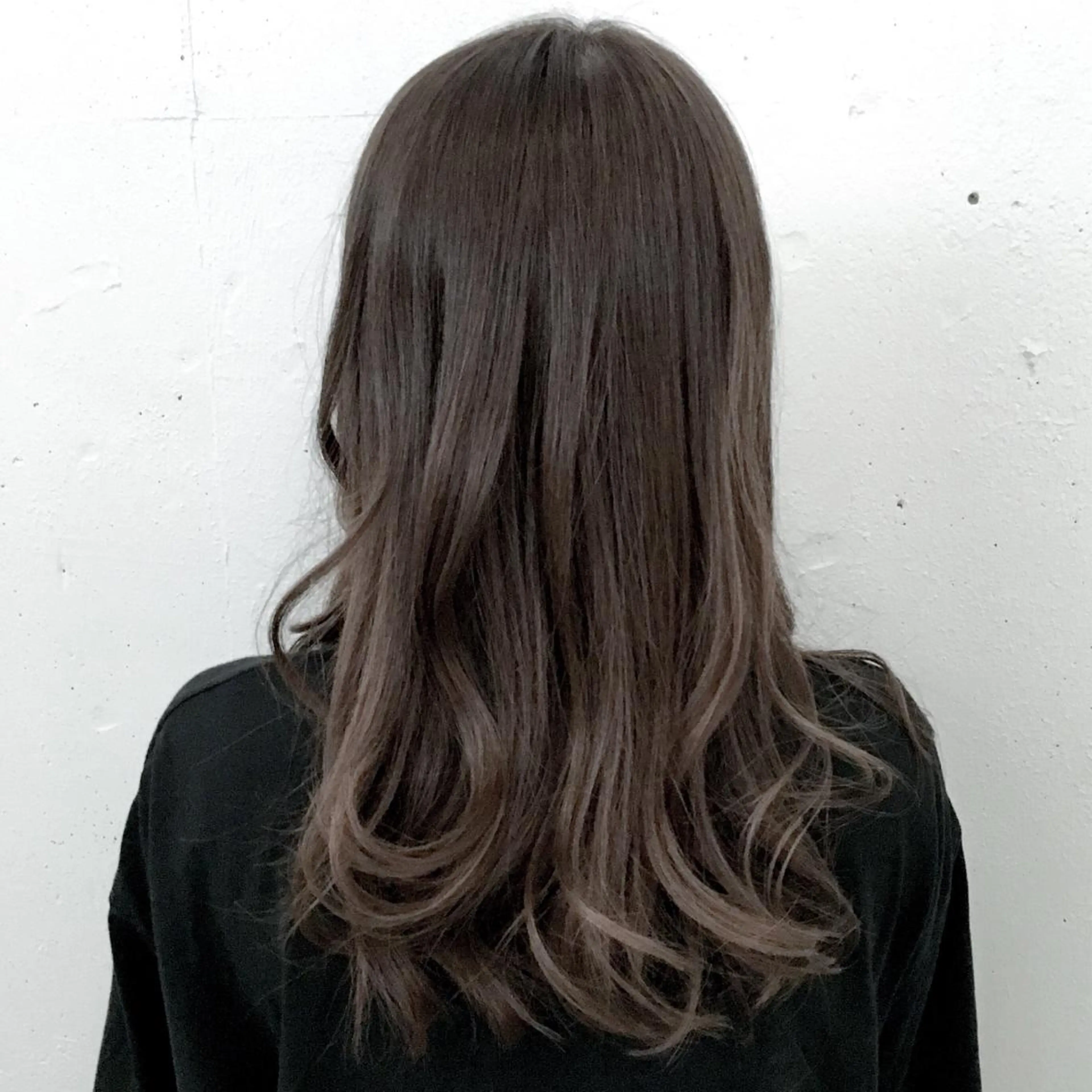 ロング カラー ヘアカラー トミタ アツシのヘアスタイル