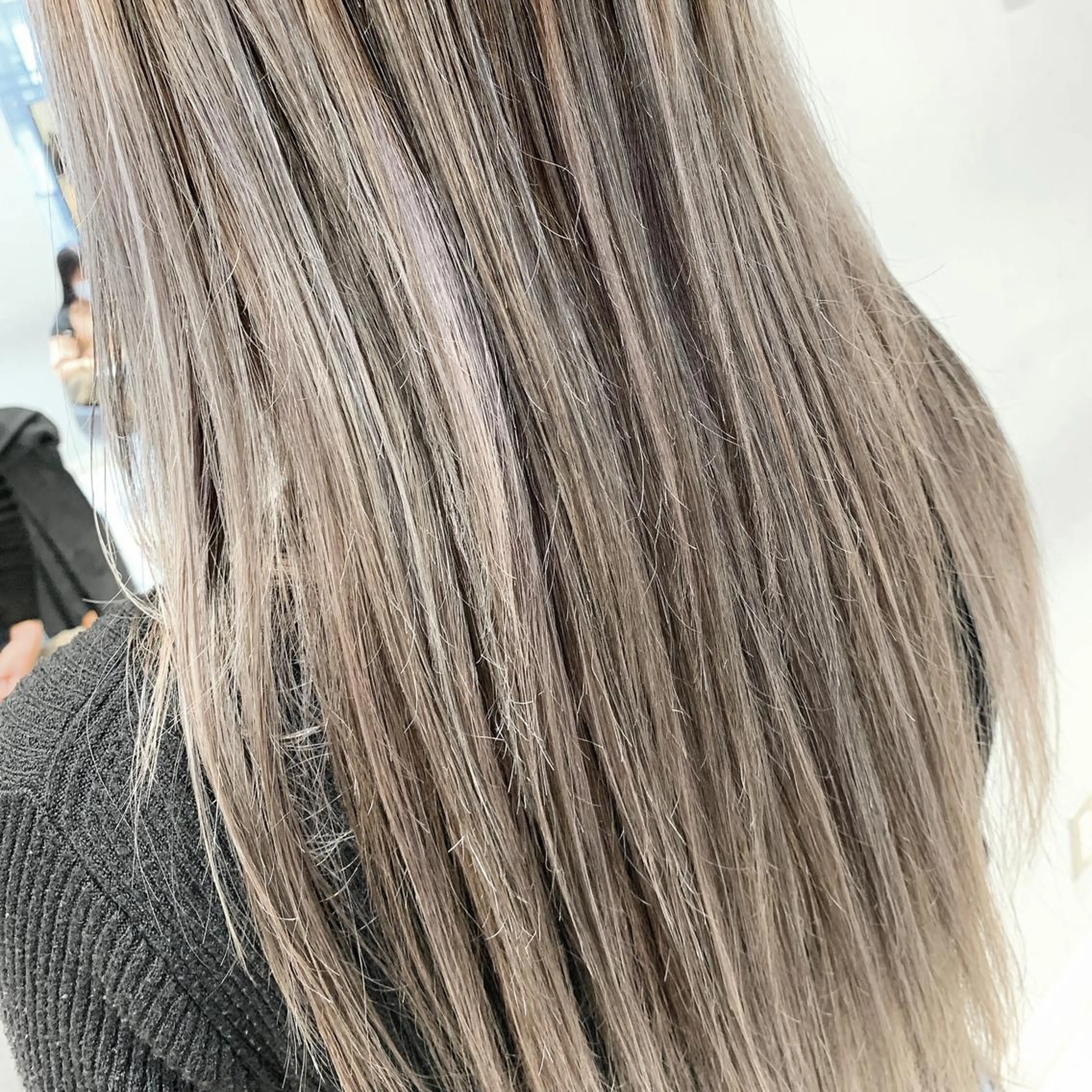 ロング カラー ベージュカラー ホワイトベージュ カット ヘアカラー トリートメント 🦖鶴岡香純🦖 産休中のヘアスタイル