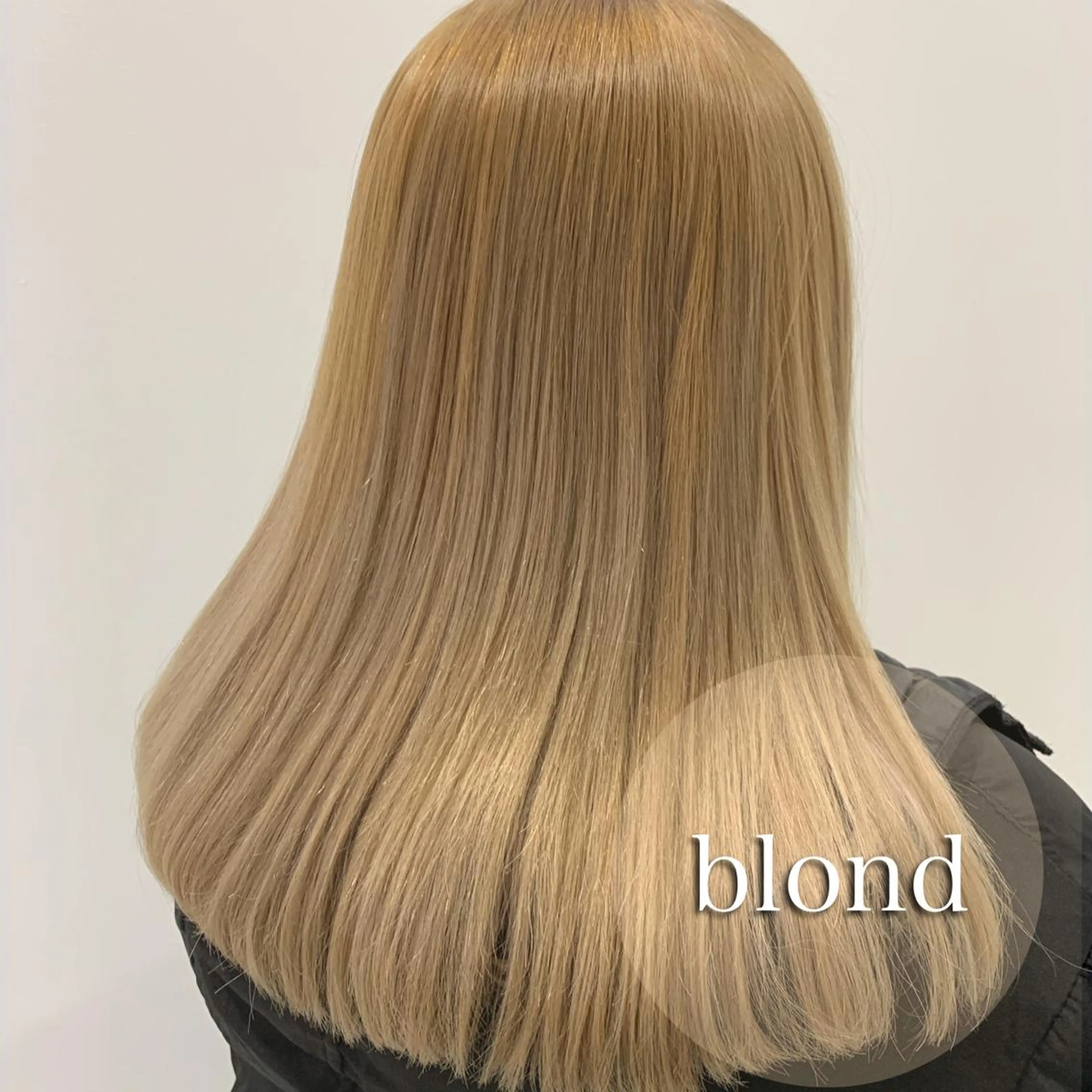 ロング カラー ハイトーンカラー くすみミルクティー／ ブラウン🪡TOWAのヘアスタイル