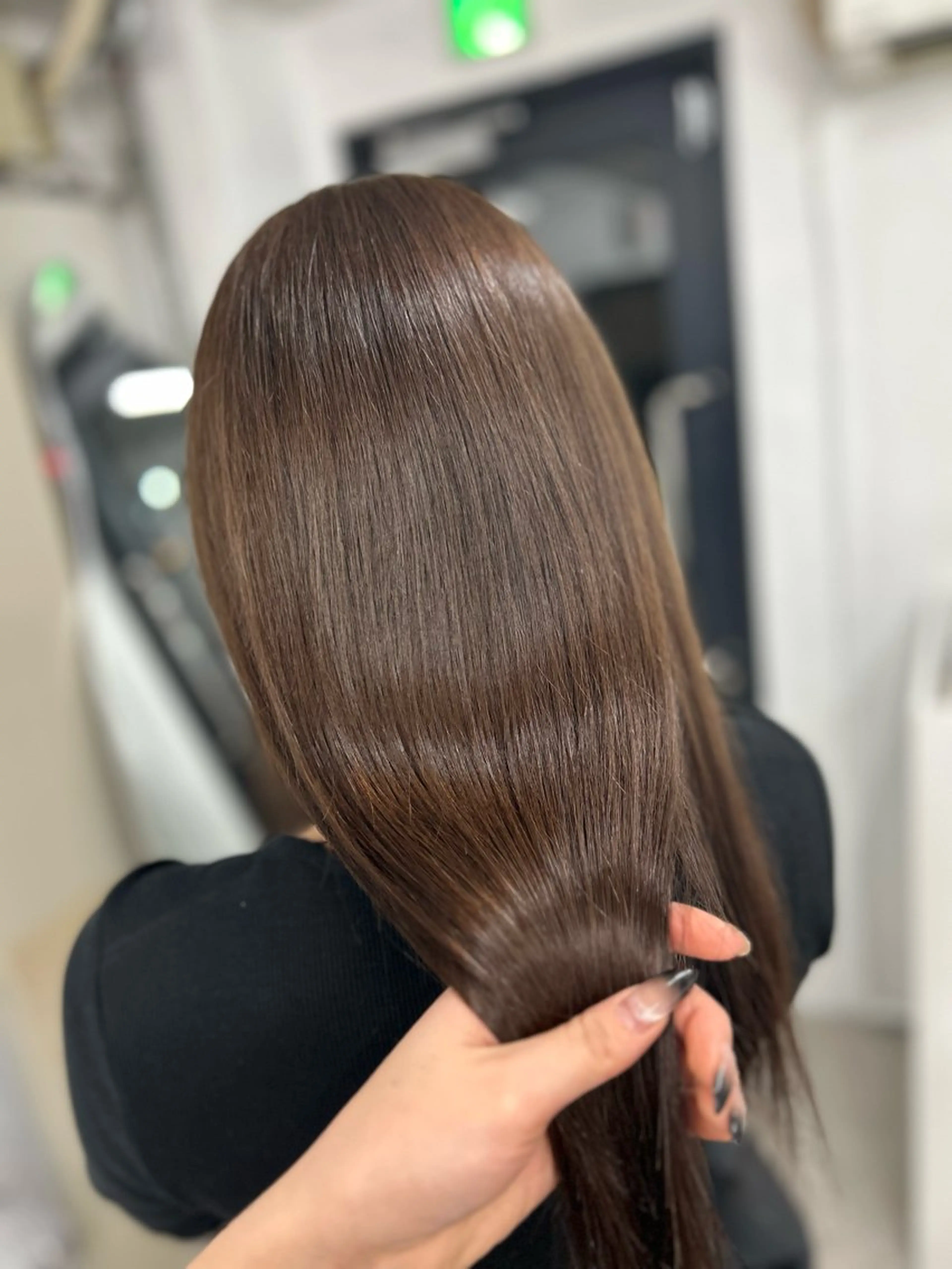 セミロング ヘアカラー ブリーチ/ベージュ /レイヤー/ひよりのヘアスタイル