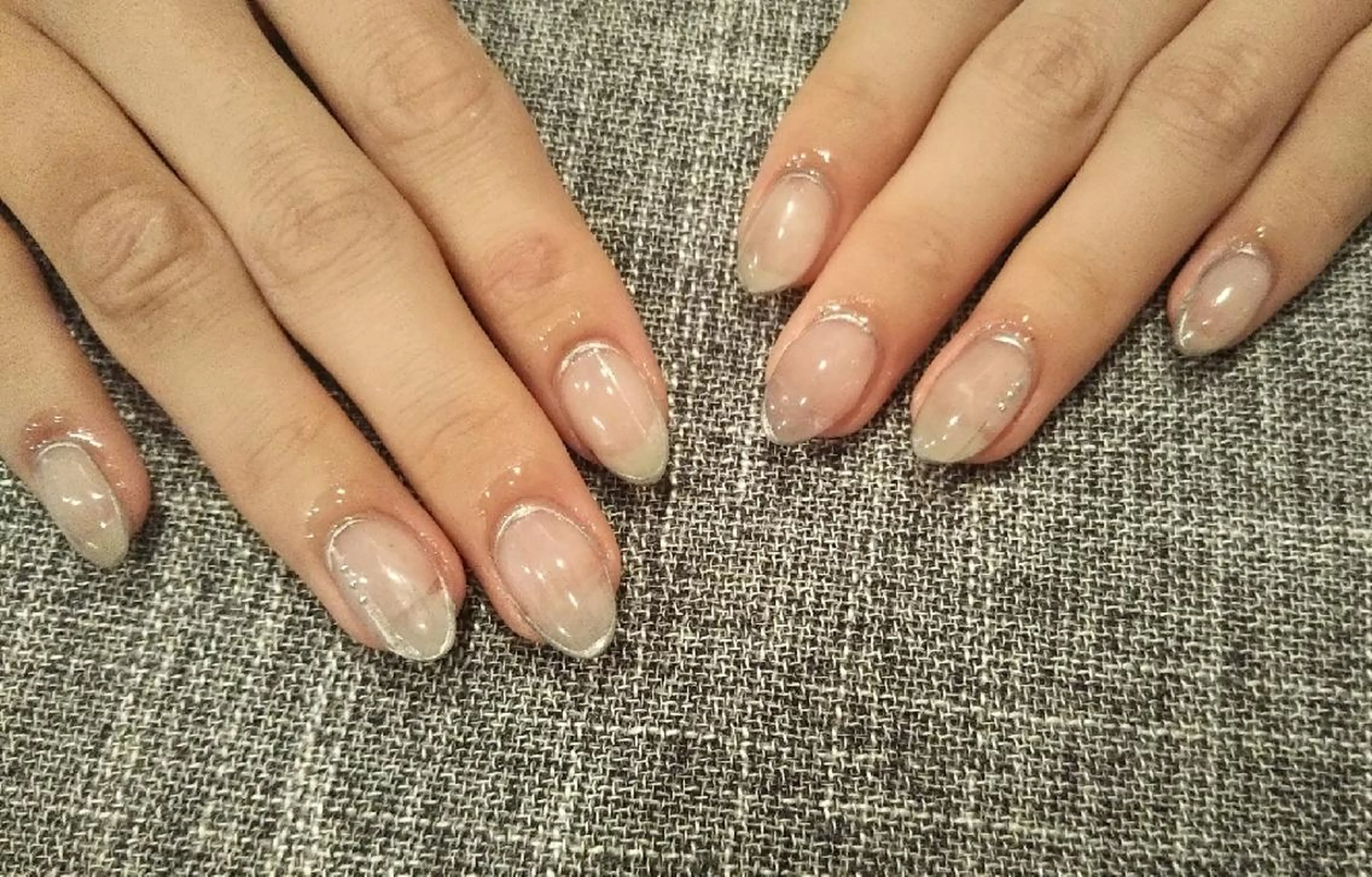 ネイル シルバー ハンドネイル private salon mieのネイルデザイン