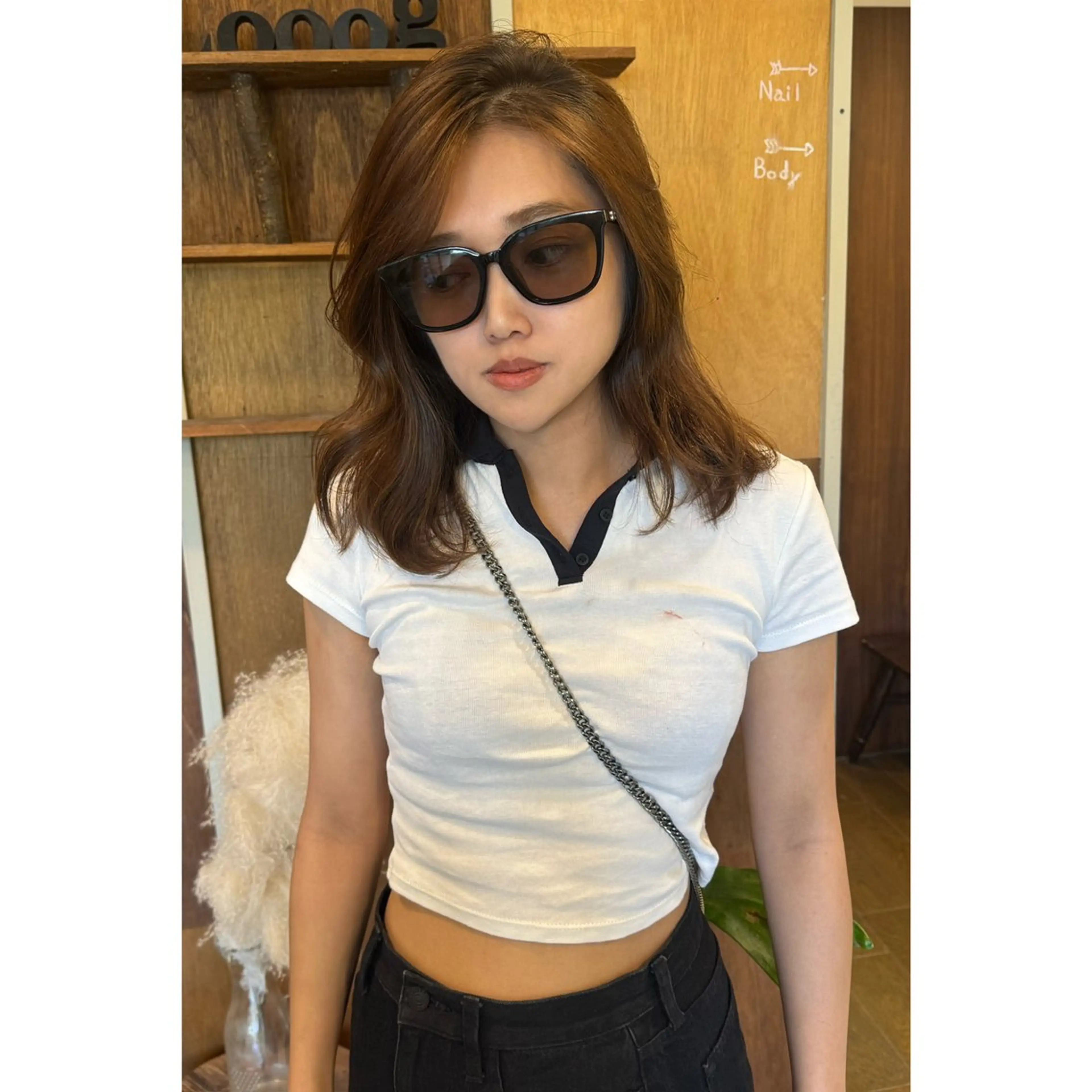 セミロング レイヤーカット ハイトーン/ ダブルカラー/透明感のヘアスタイル