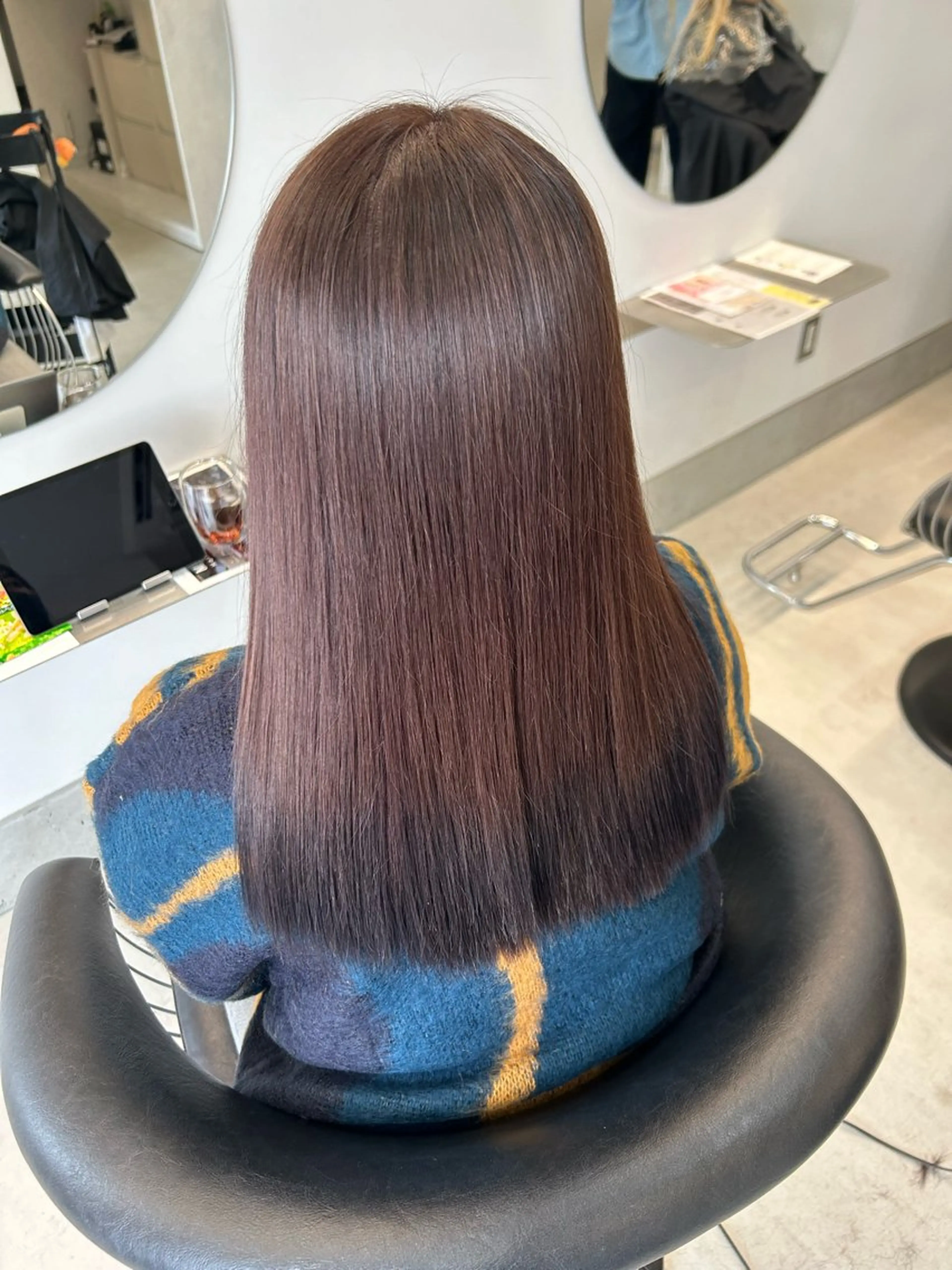 ロング カラー ブラウンカラー ラベンダーカラー ヘアカラー トリートメント 🐾ハイトーンブリー チ🐾ひなたのヘアスタイル