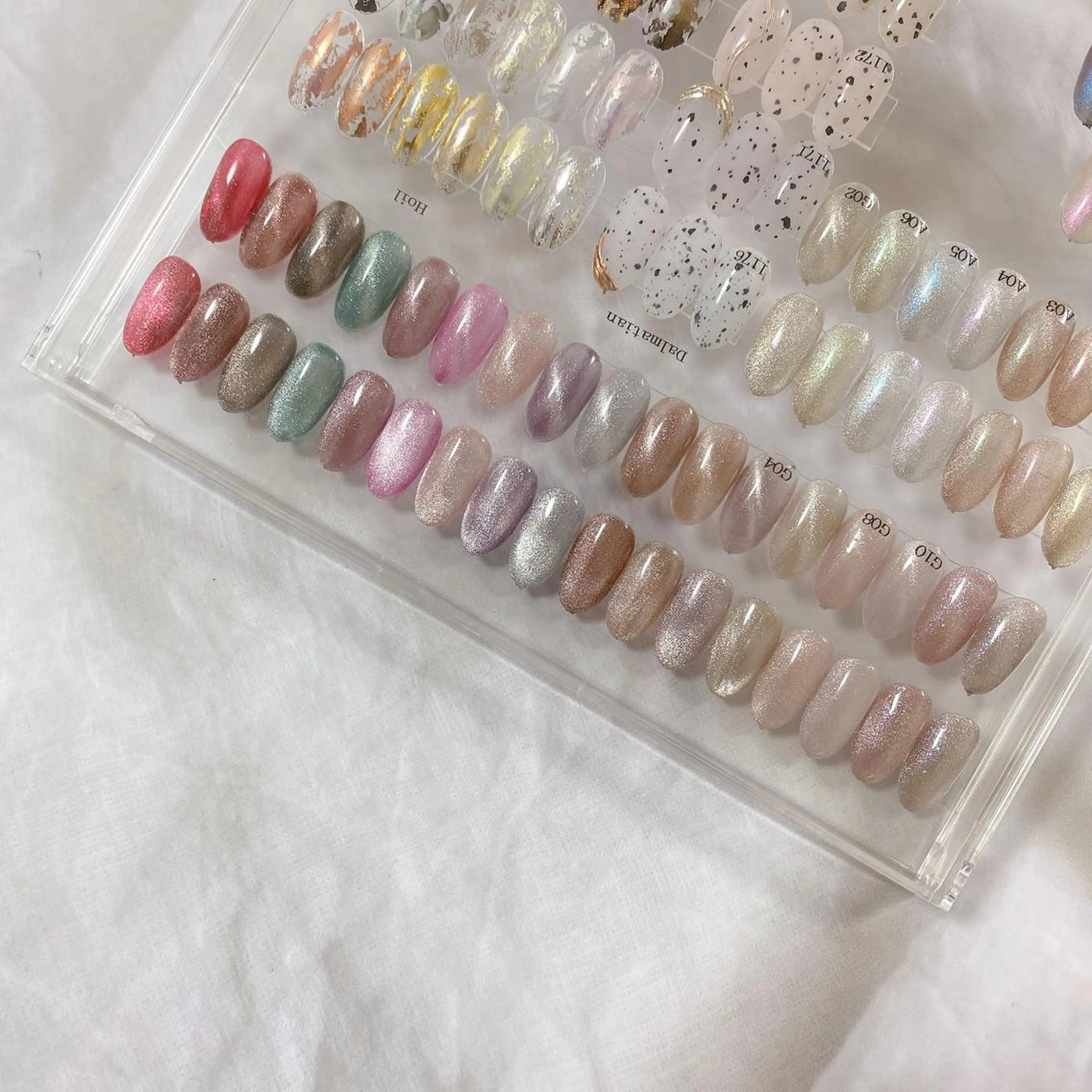 ネイル マグネットネイル ハンドネイル SOL NAILのネイルデザイン