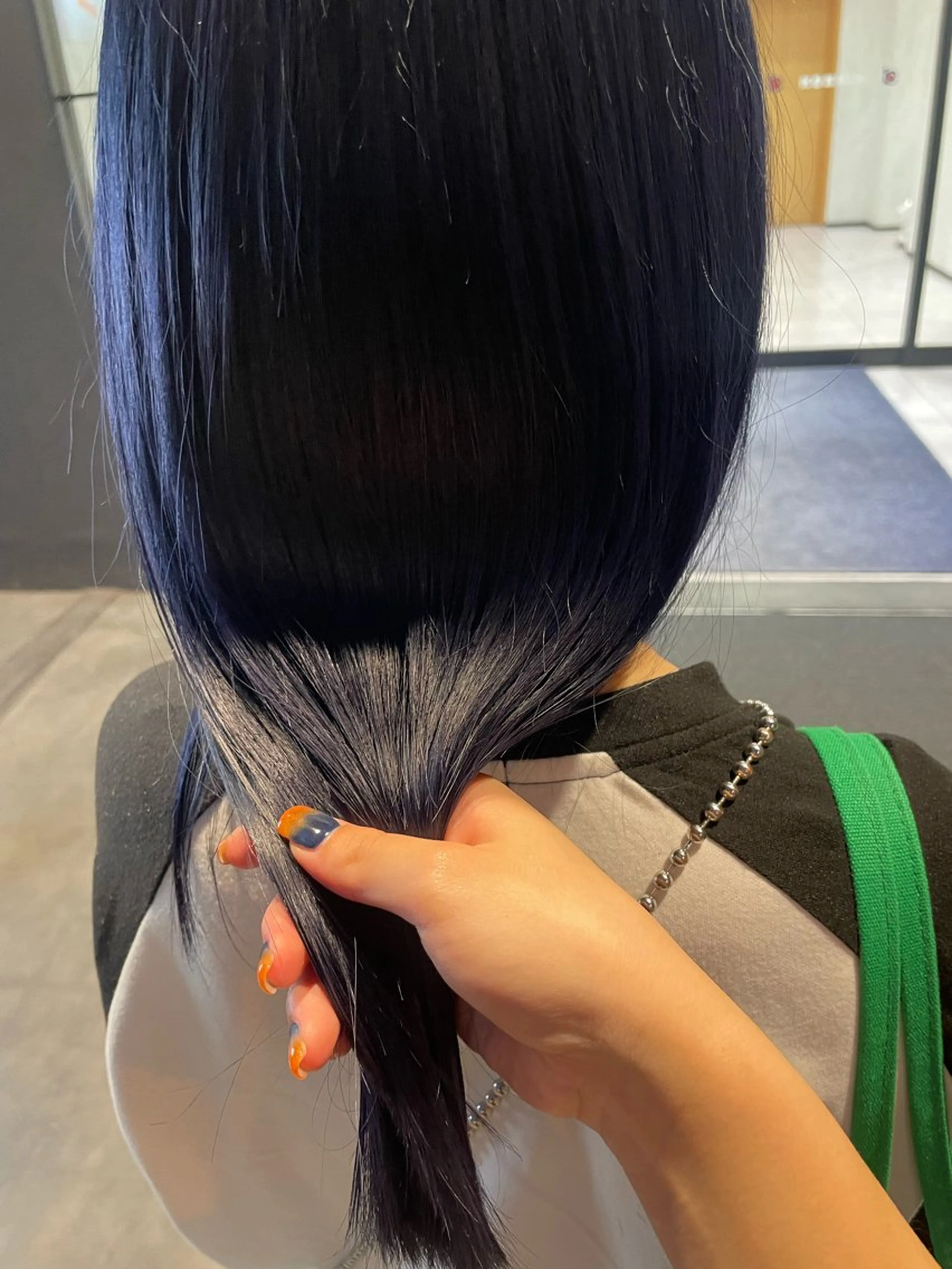 ロング Neale. ナナカのヘアスタイル