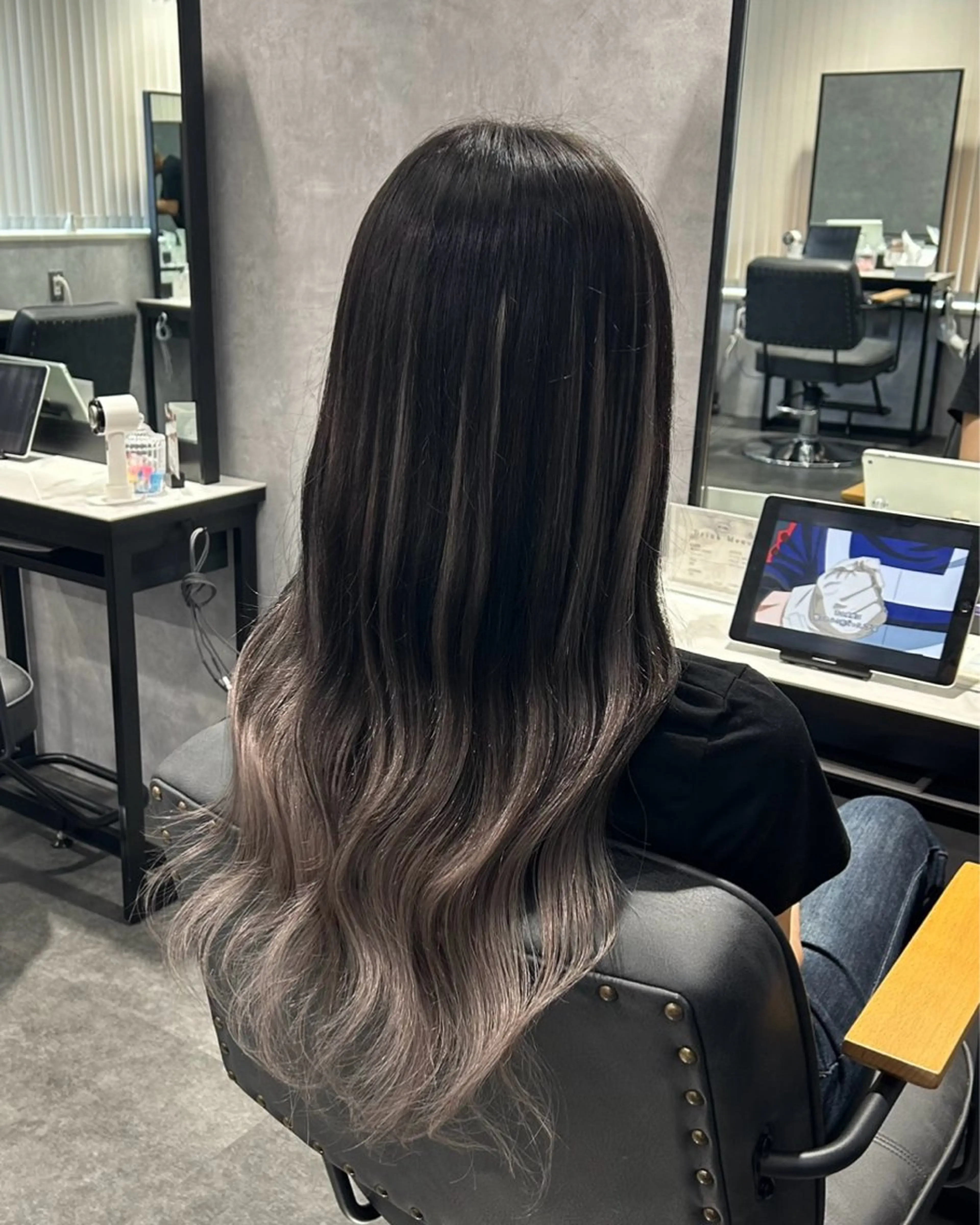 ロング エクステ レイヤーカット エクステ プルエクステ/インナ ーカラー🦊はるなのヘアスタイル