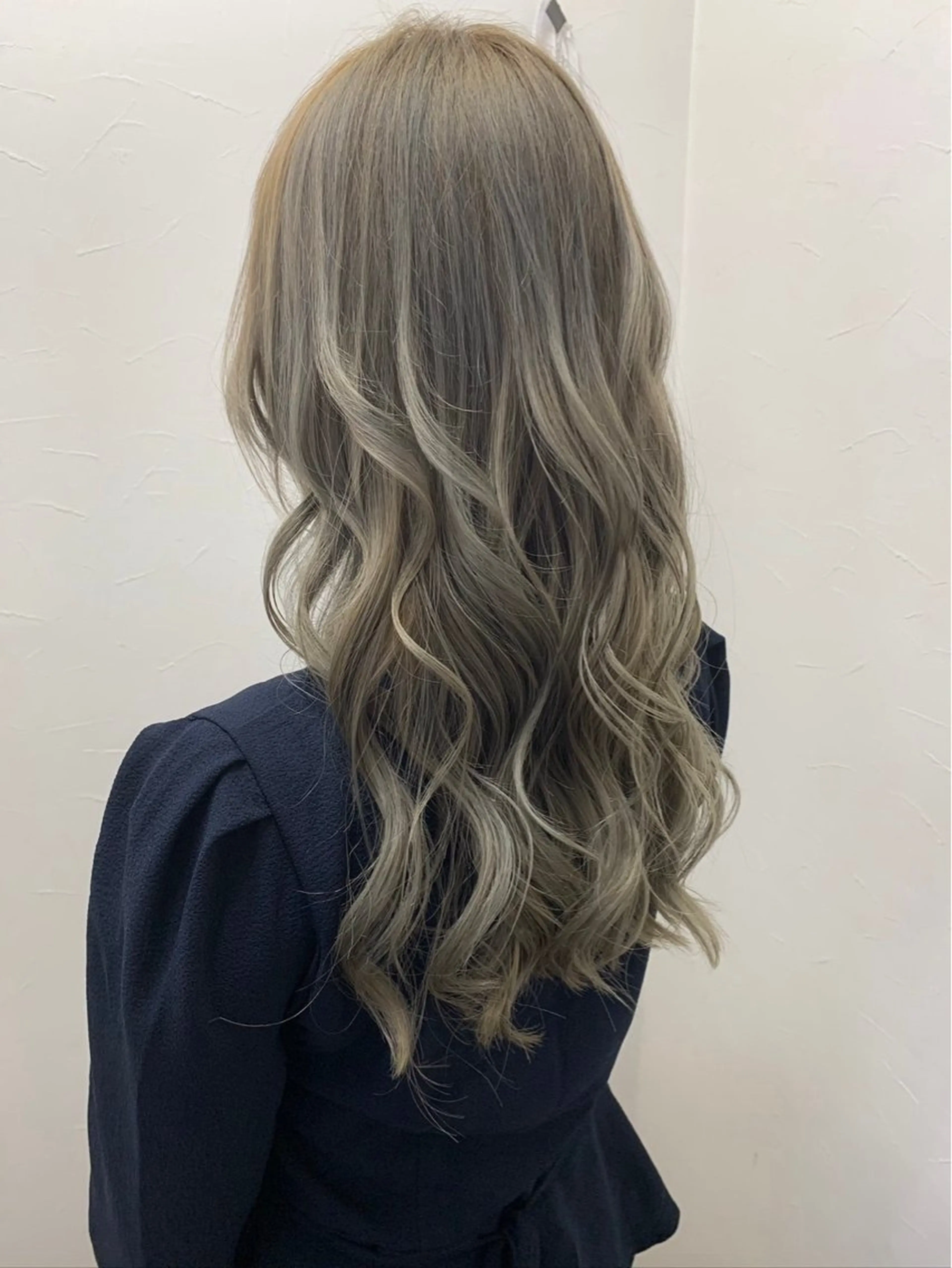 セミロング カラー カット ヘアカラー 美桜🪽🫧 レイヤー特化のヘアスタイル