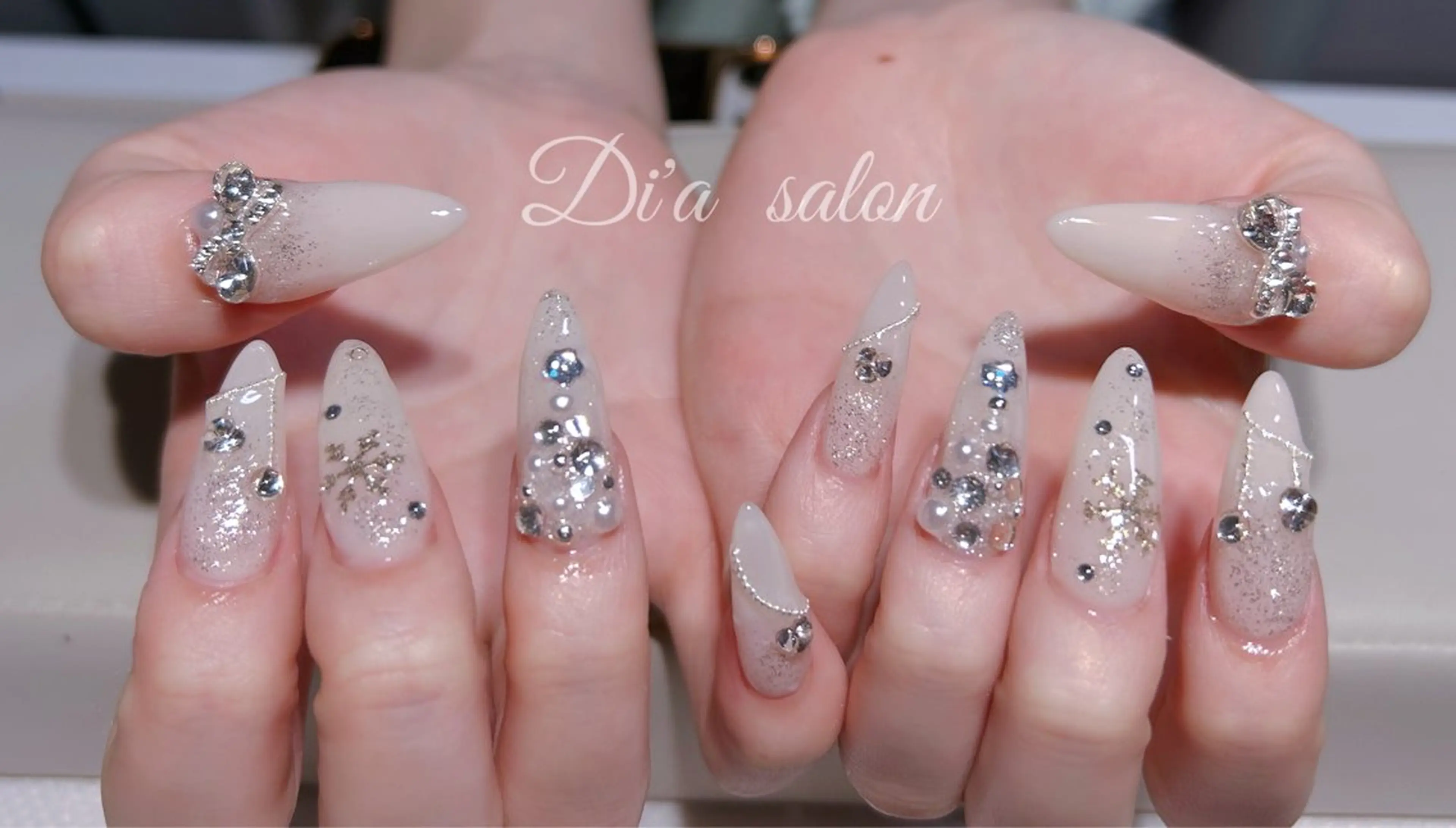 ネイル ハンドネイル di'a salonのネイルデザイン