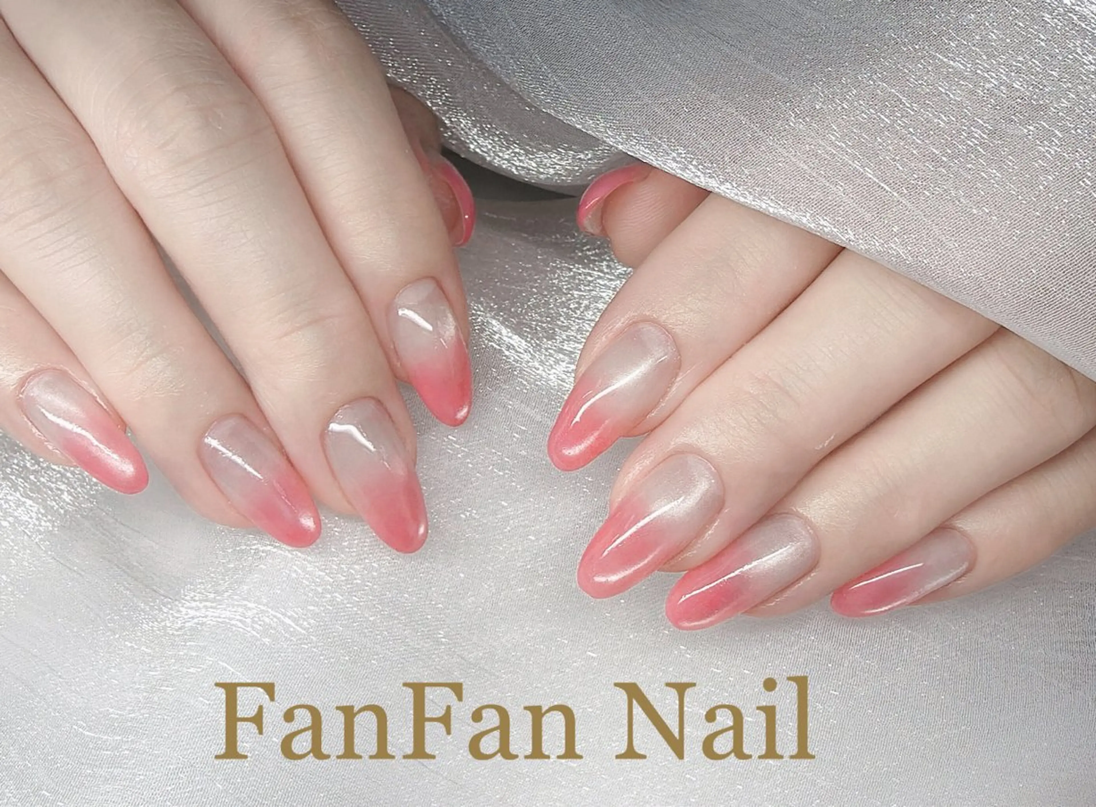 ネイル アートネイル オーロラネイル ガーリー キラキラネイル 韓国ネイル ハンドネイル KaKa FanFanNailのネイルデザイン