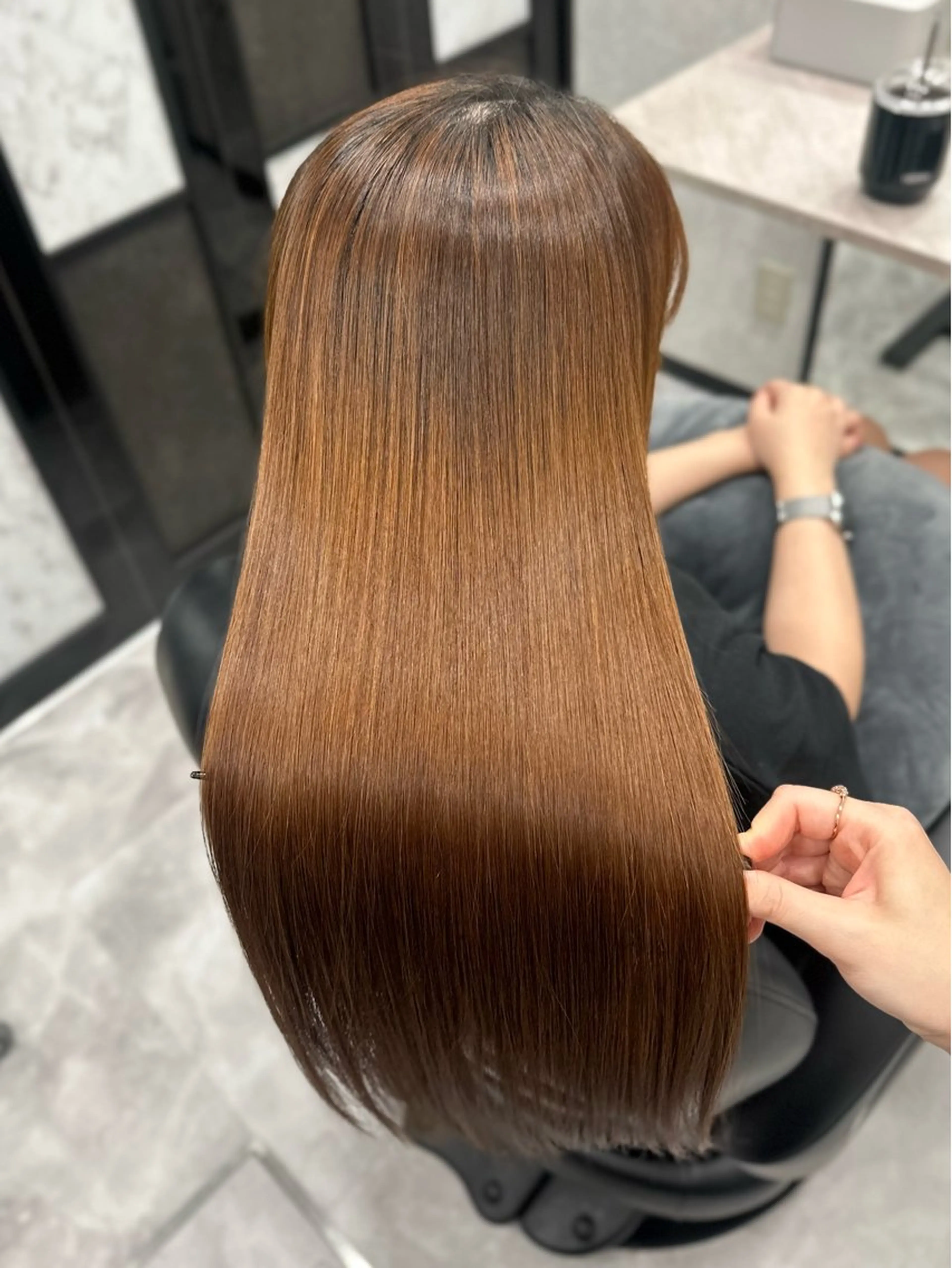 ロング カット ヘアカラー トリートメント 近藤千翔🩵 髪質改善Periodのエステ・リラクイメージ