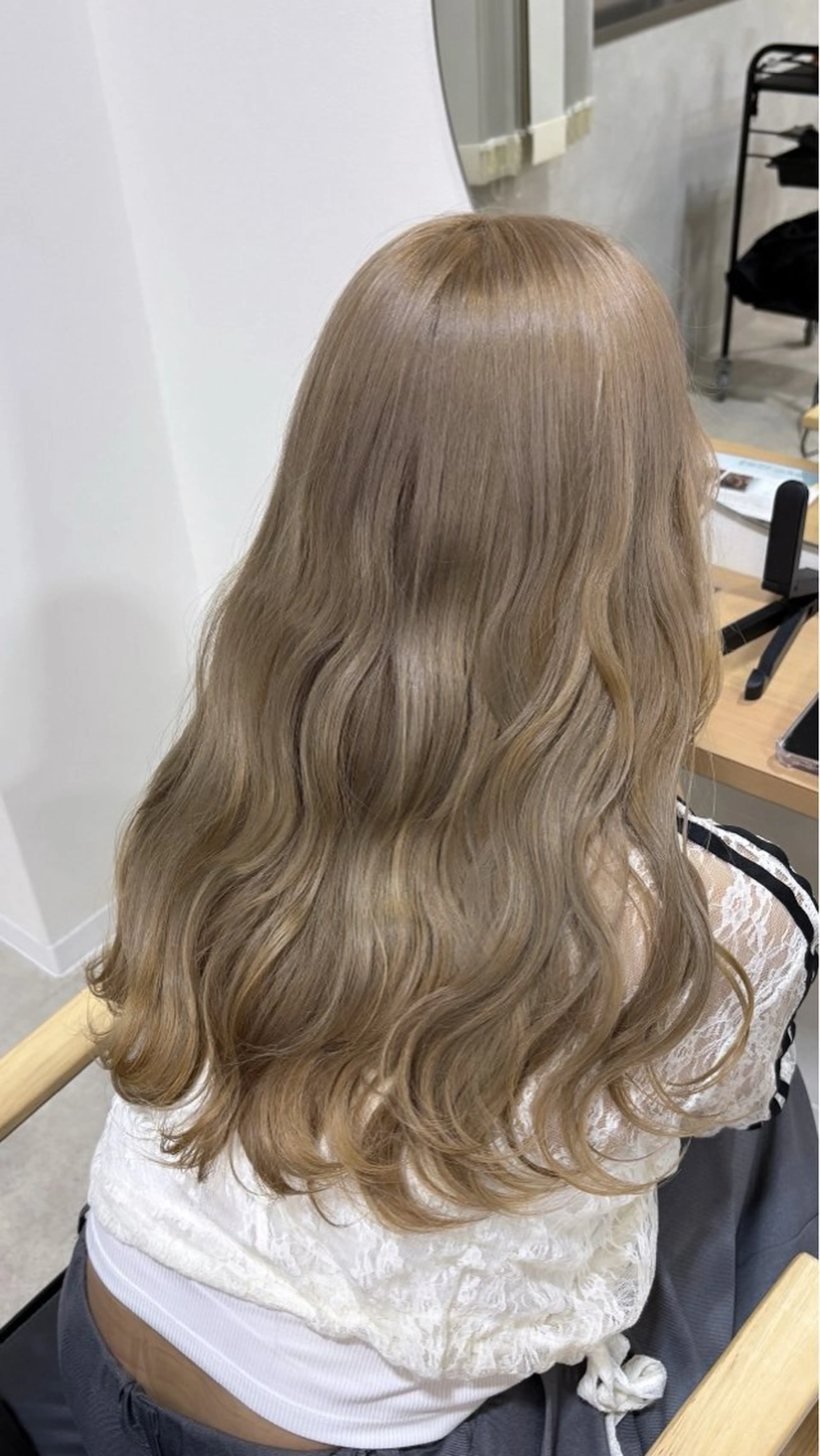 ロング カラー ヘアカラー 後藤 里穂のヘアスタイル