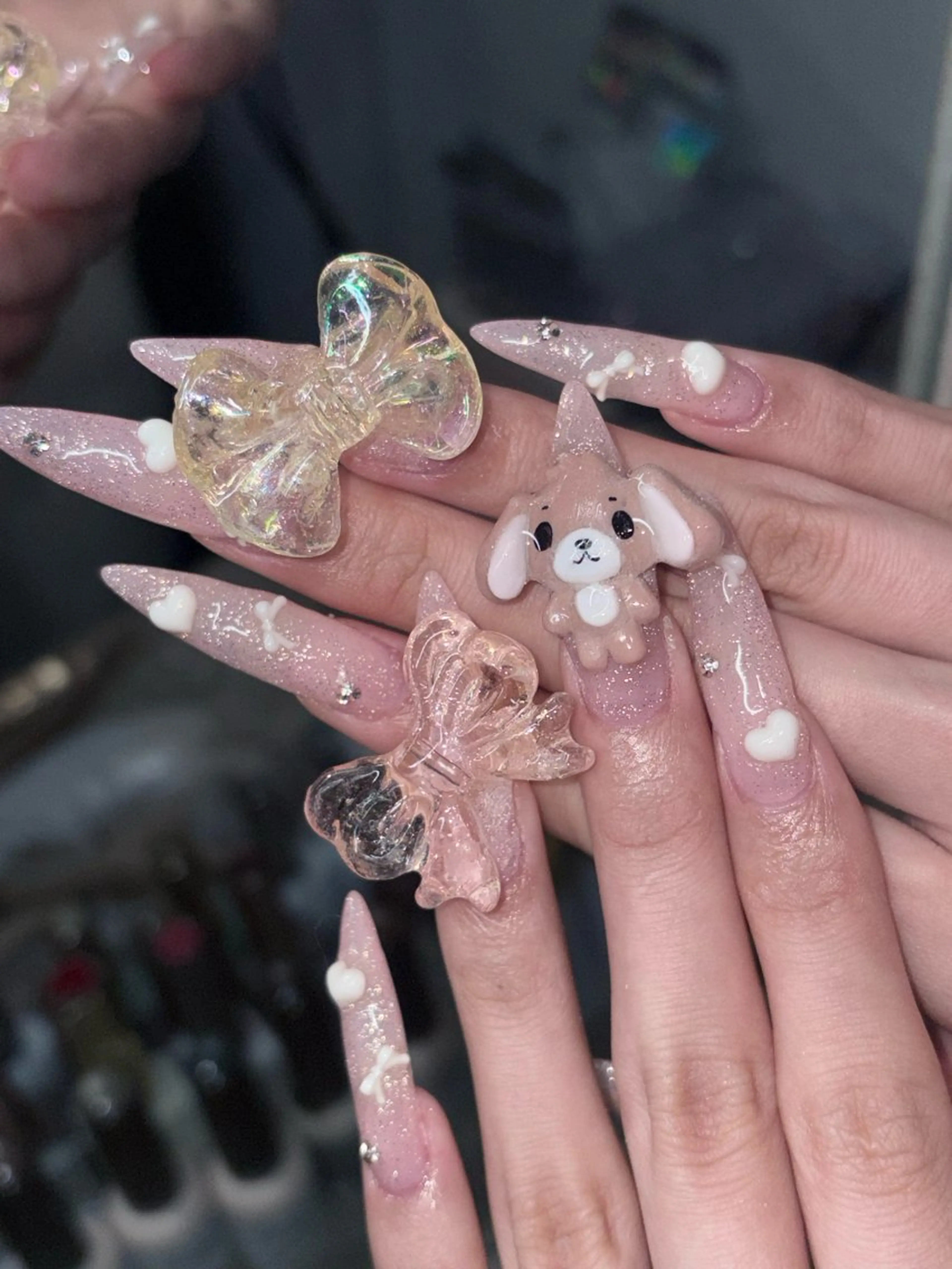 ネイル ハンドネイル NES NAIL所属・さゆり￤推しキャラ ￤ロングネイル🩷のネイルデザイン