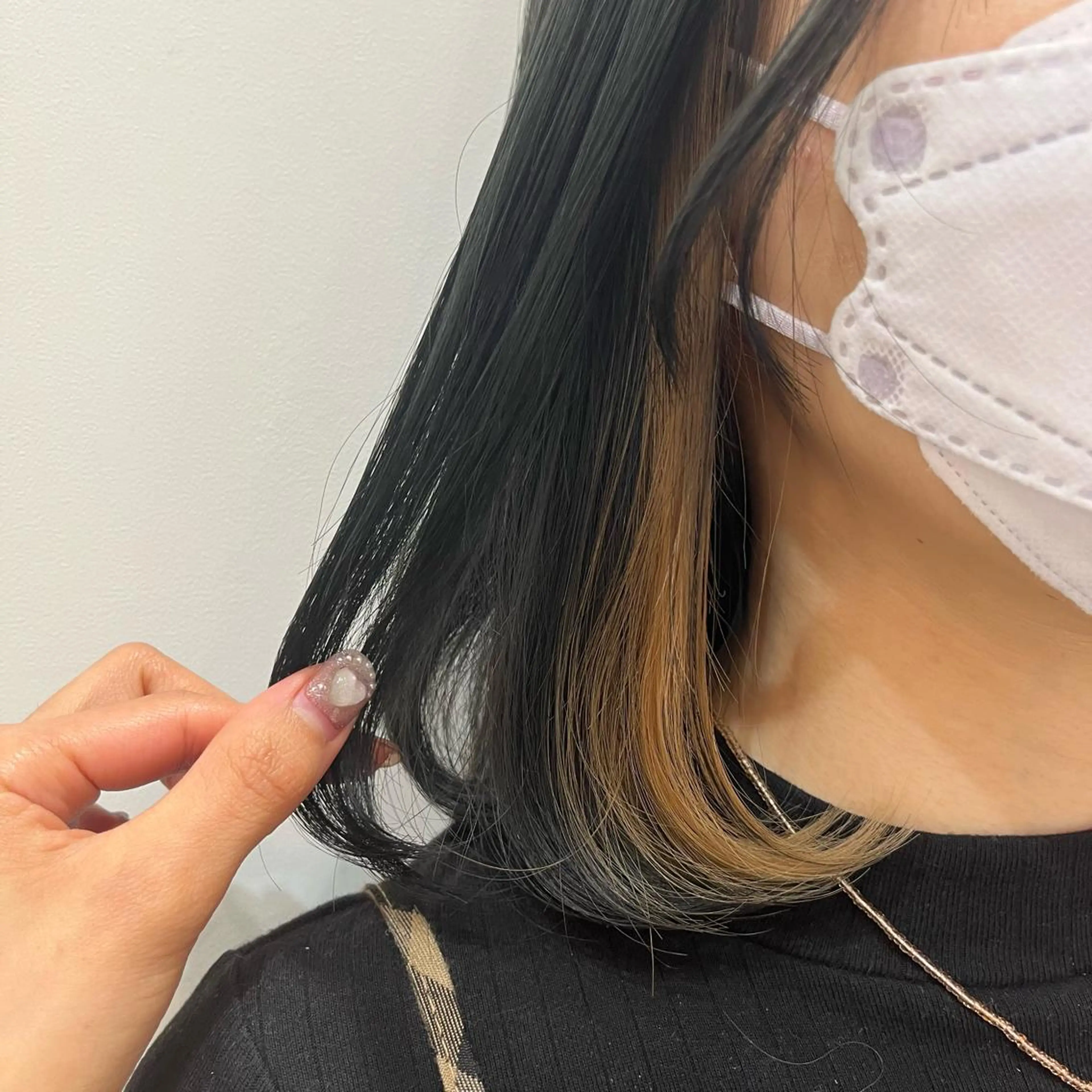 カラー ブロンド グレージュ インナーカラー オリーブグレージュ オリーブグレー クルミ🤍ピンク 🎀韓国ヘアのヘアスタイル