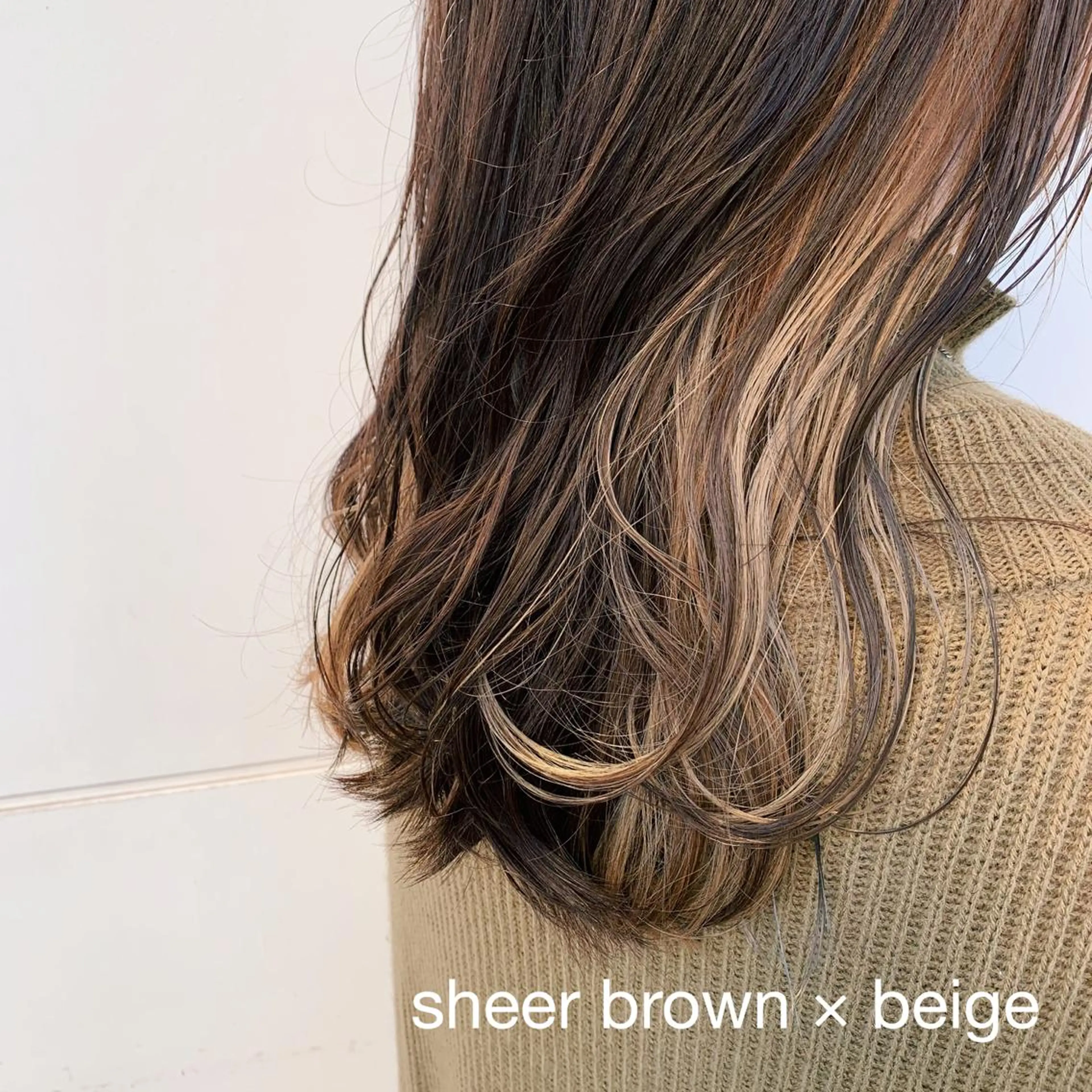 ロング カラー RINA🧤 デザインとボブのヘアスタイル