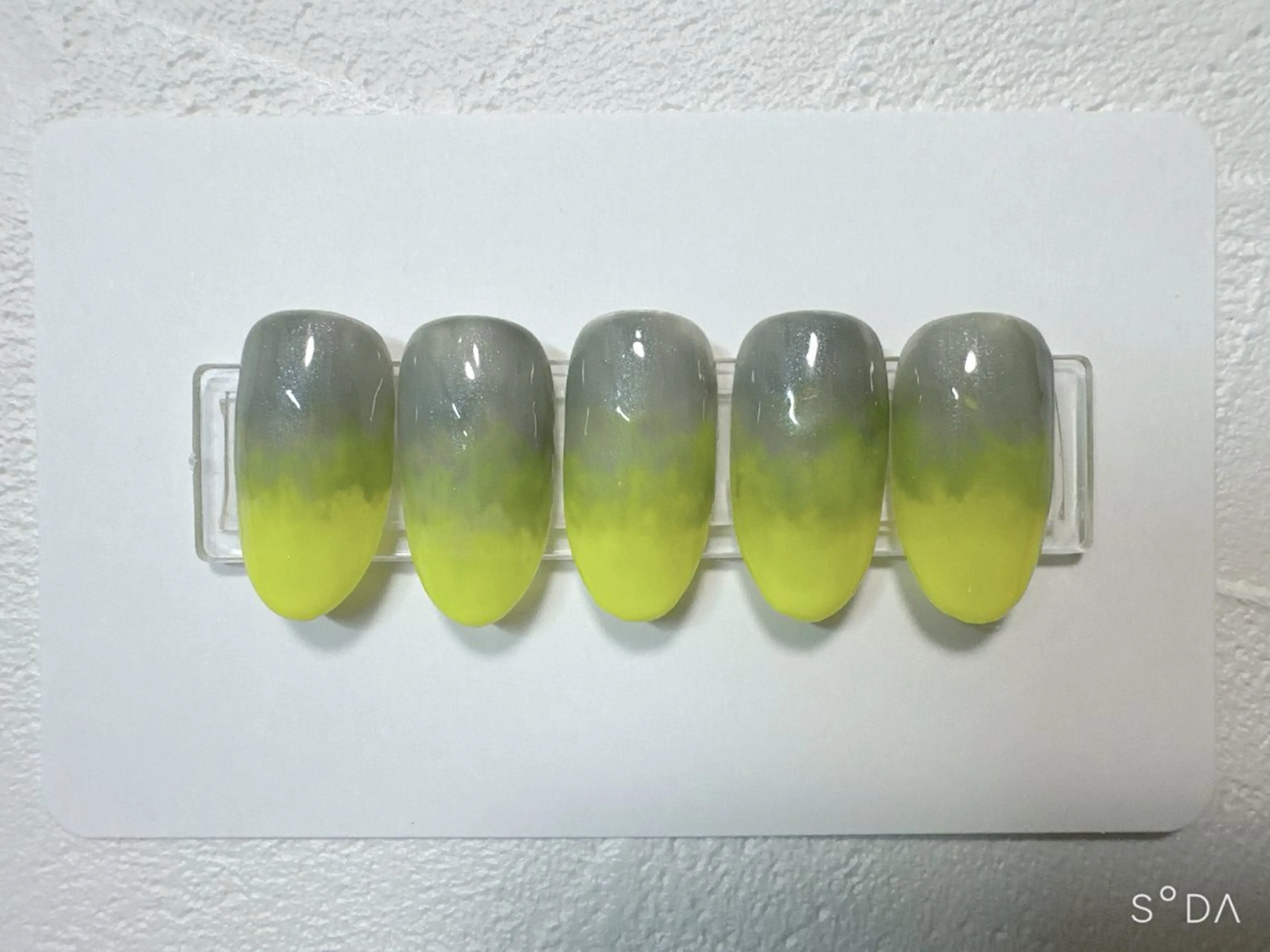 ネイル El  Farha nailのネイルデザイン