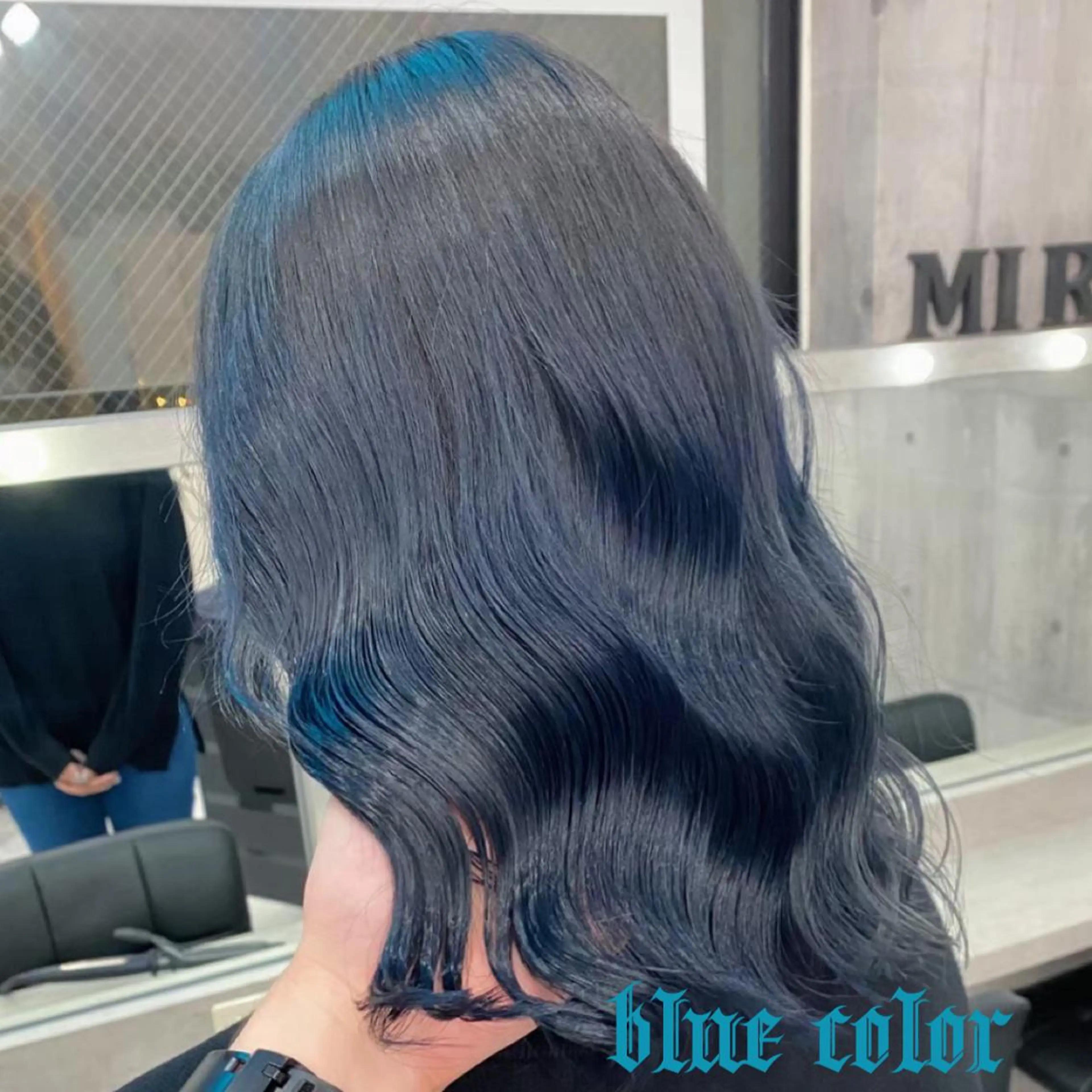 セミロング カラー シールエクステ アクアカラー ブリーチ ケアブリーチ ダブルカラー 似合わせパーマ🔥 渡邉愛斗のヘアスタイル