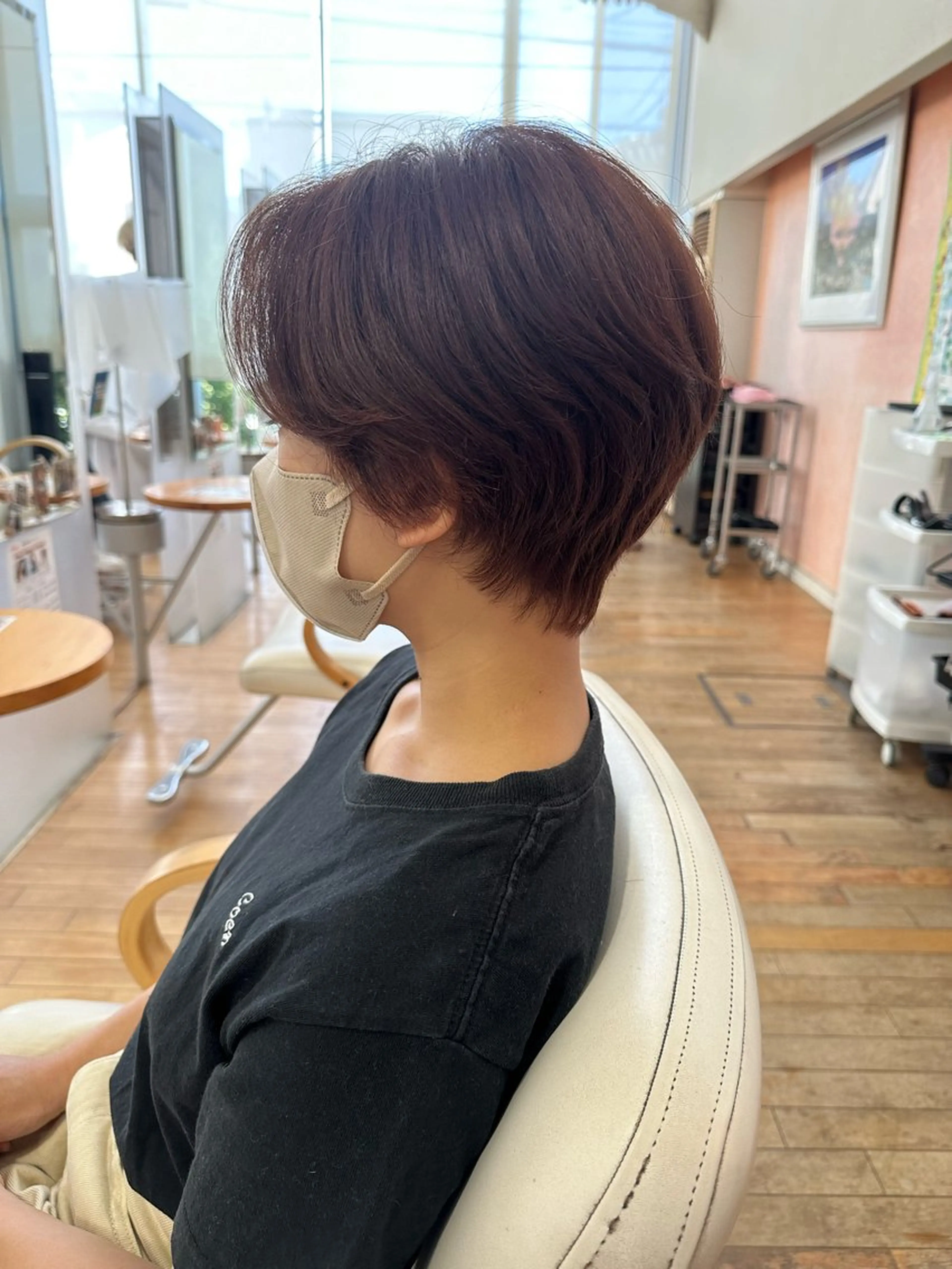 ショート カラー 山本 瑠華のヘアスタイル