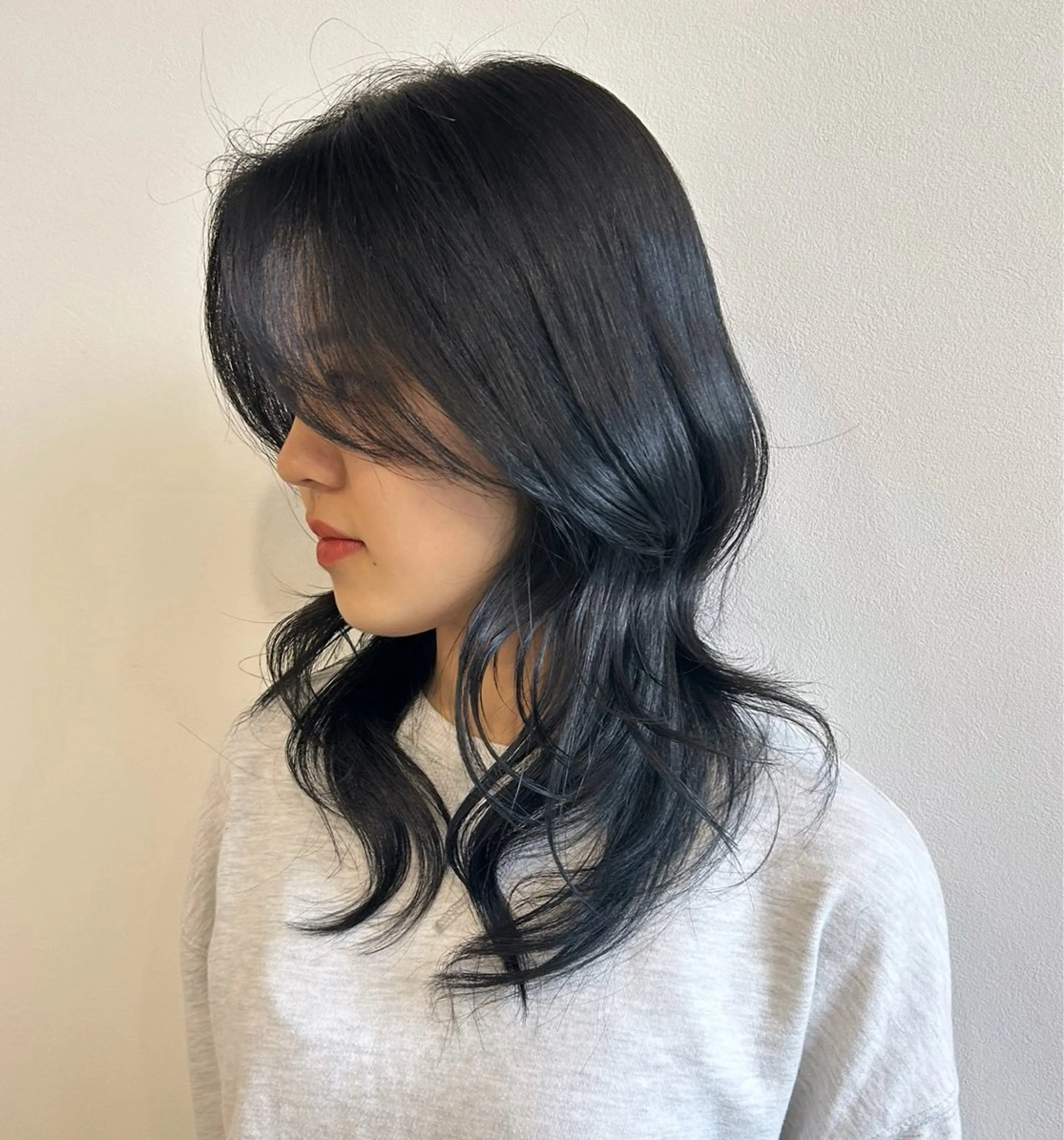 セミロング カラー レイヤーカット カット ヘアカラー risako🇰🇷 韓国ヘア/レイヤーのヘアスタイル