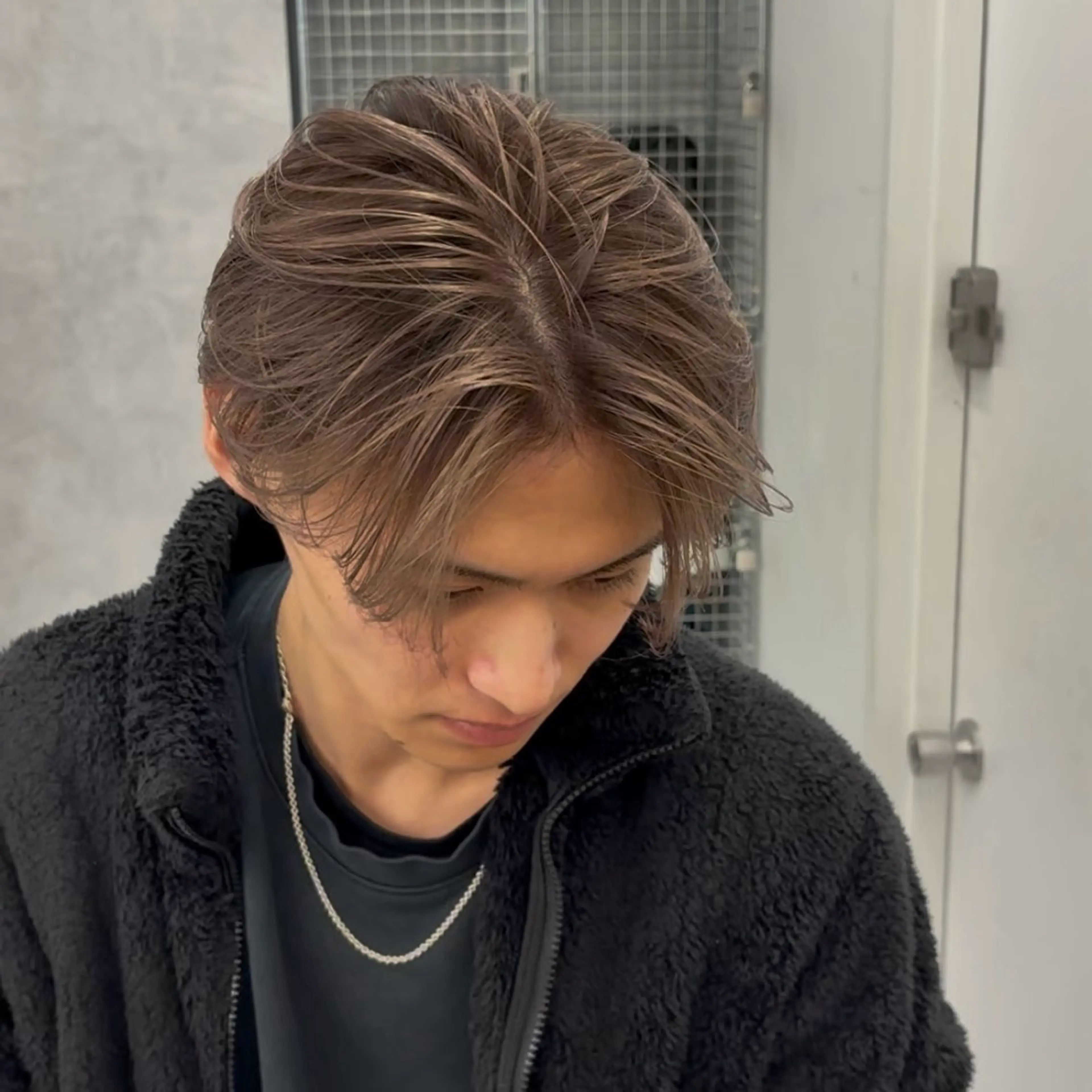 カラー メンズ ヘアカラー メンズハイライト／ メンズブリーチカラーのヘアスタイル