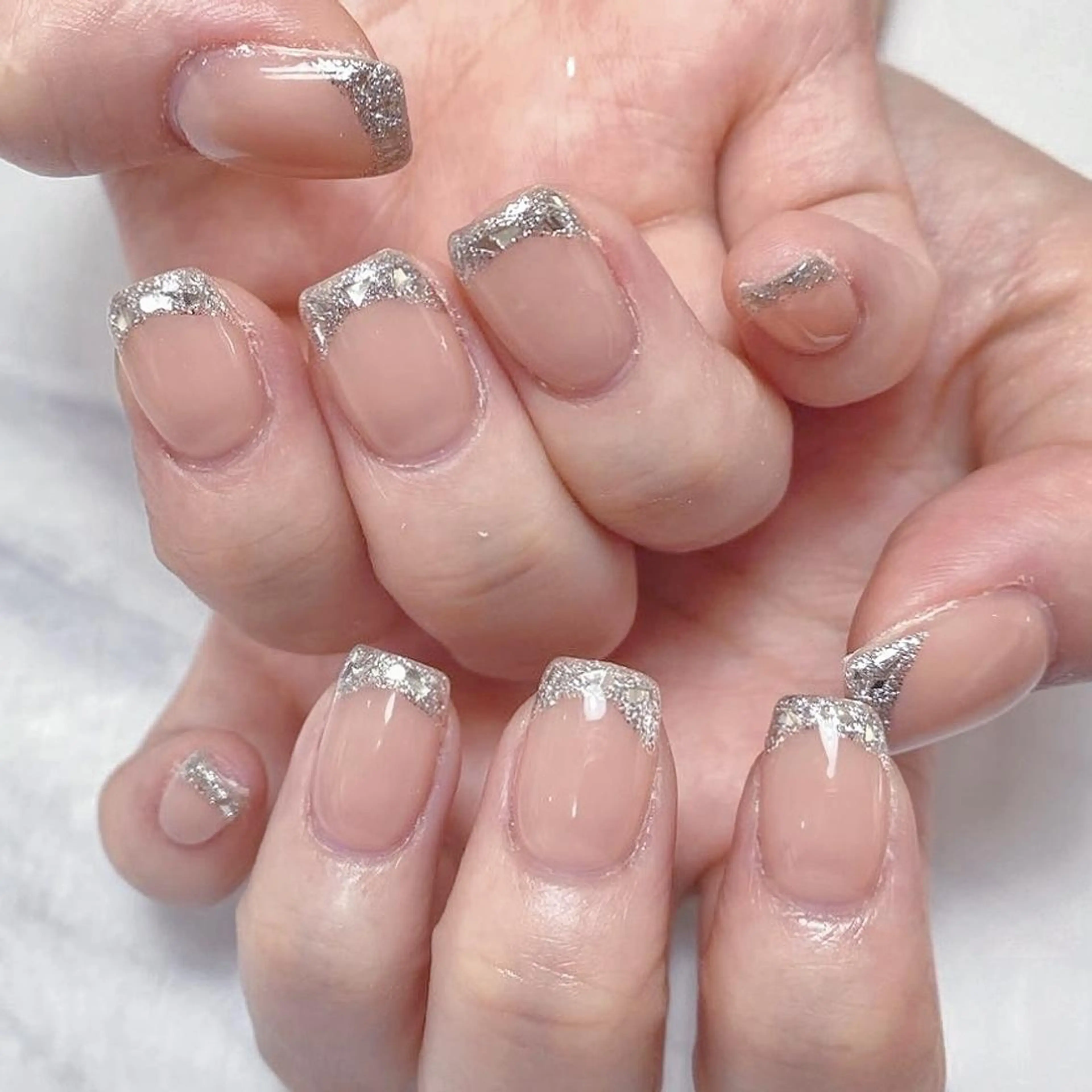 ネイル アートネイル オーロラネイル ガーリー キラキラネイル 韓国ネイル ハンドネイル ハンドケア Diamond 🚢のネイルデザイン