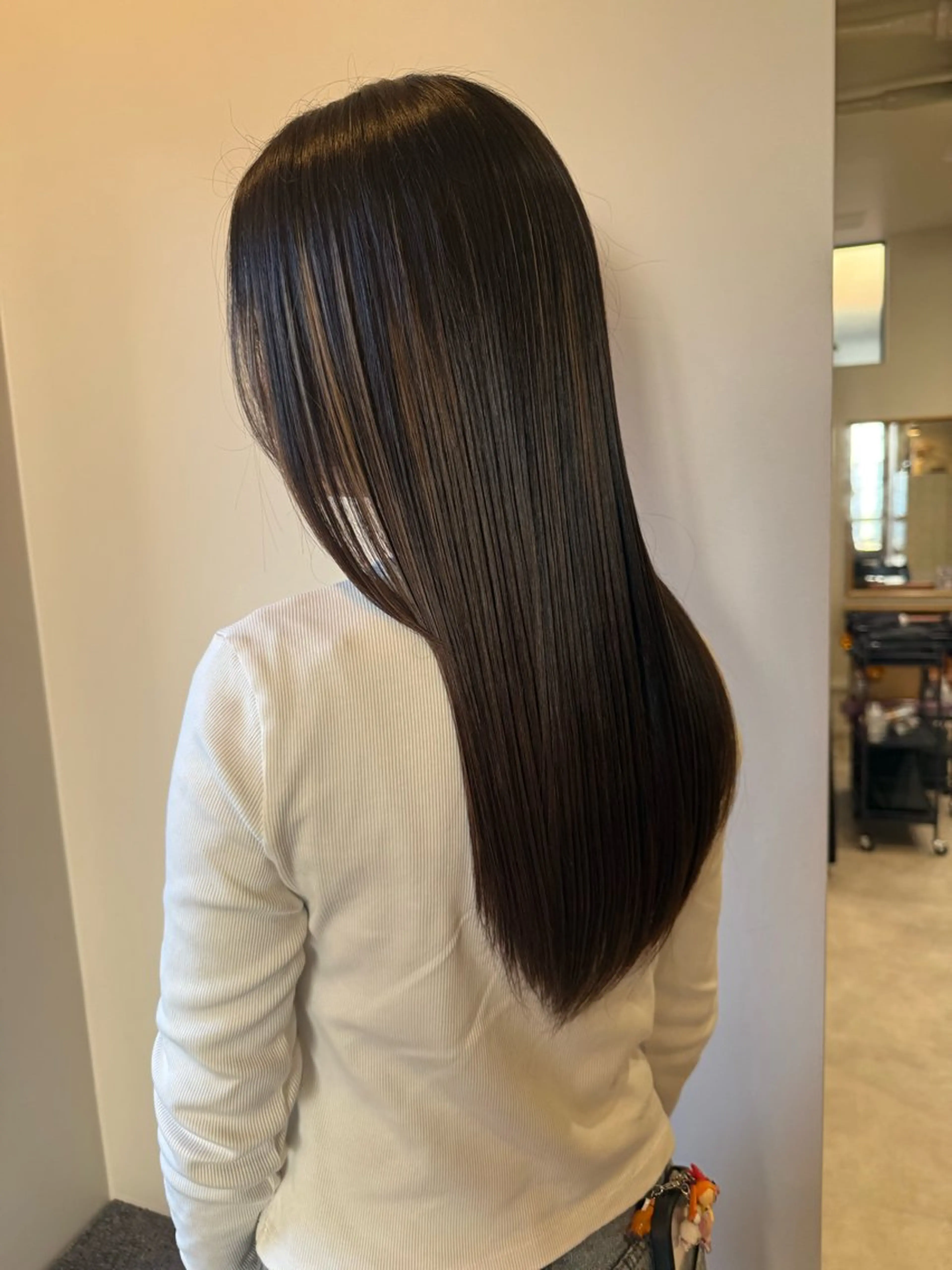 ロング 💛🤍U too e’s 鎌倉🧸のヘアスタイル