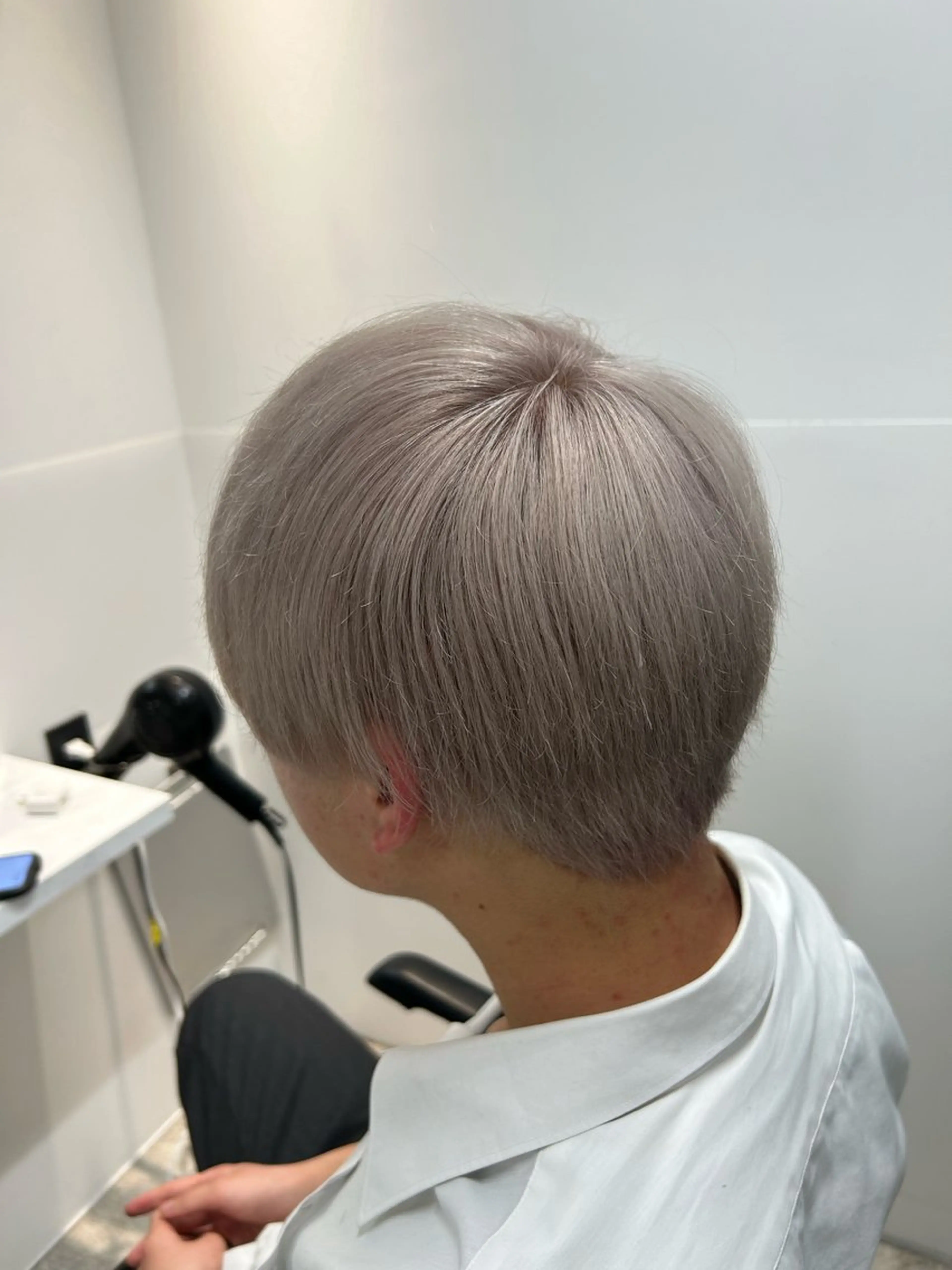 メンズカット&ブリーチ2回&カラーの写真