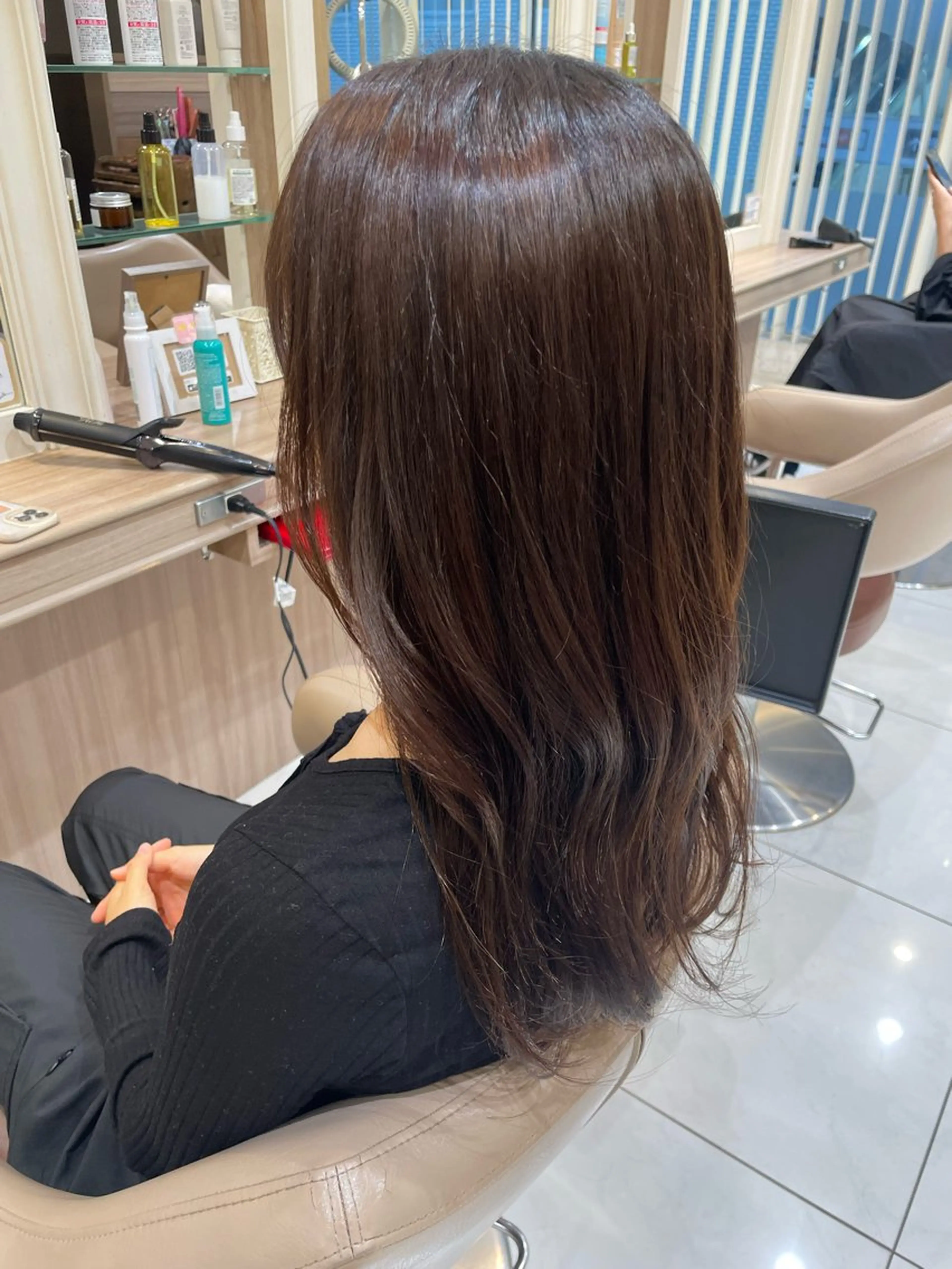 ロング パーマ ヘアアレンジ 顔周りカット レイヤーカット 縮毛矯正 カット 縮毛矯正 トリートメント 韓国ヘアメイク🎀/ 縮毛矯正✨山本媛香のヘアスタイル
