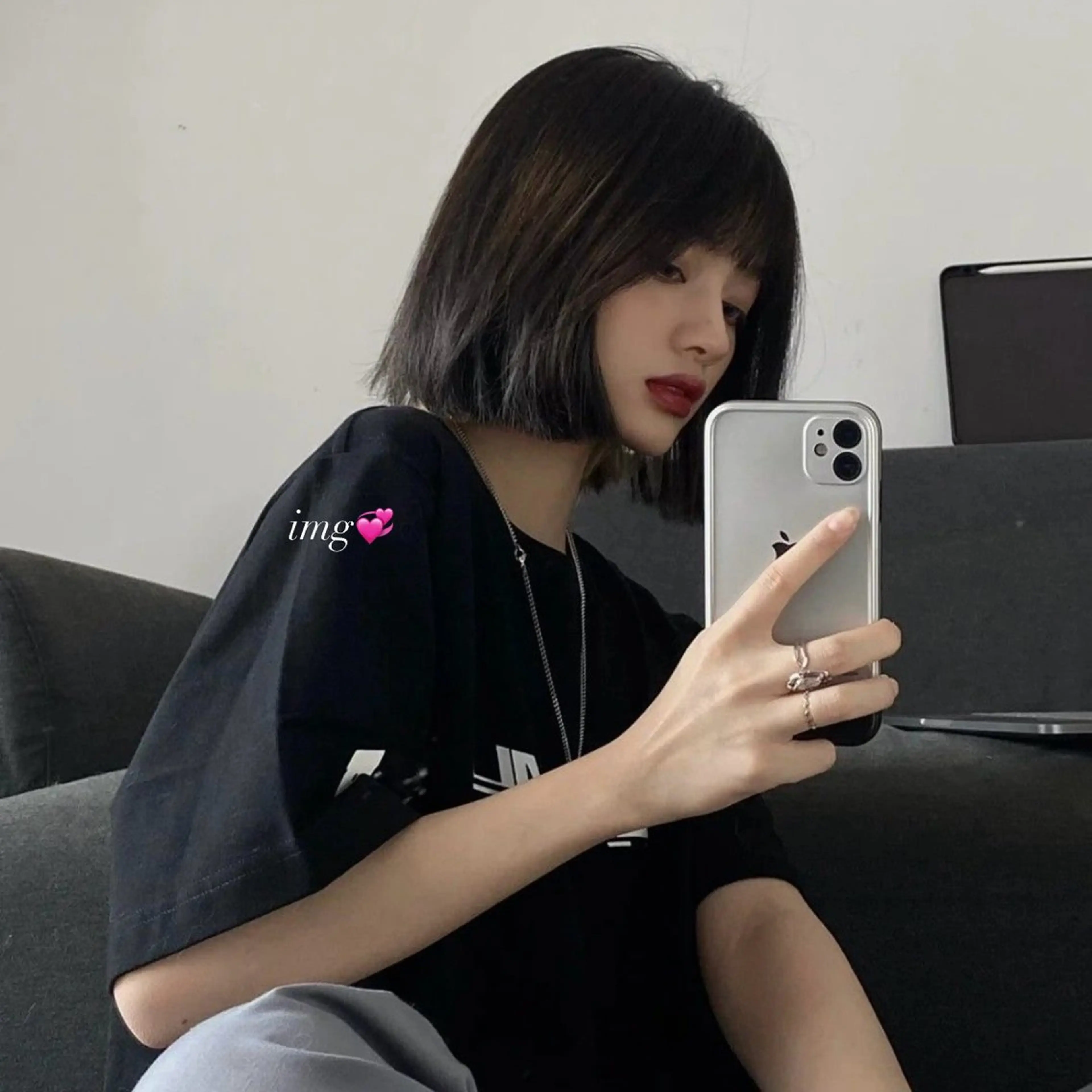 ショート ボブ レイヤー/顔周り/ 韓国ヘア🤍フウカのヘアスタイル