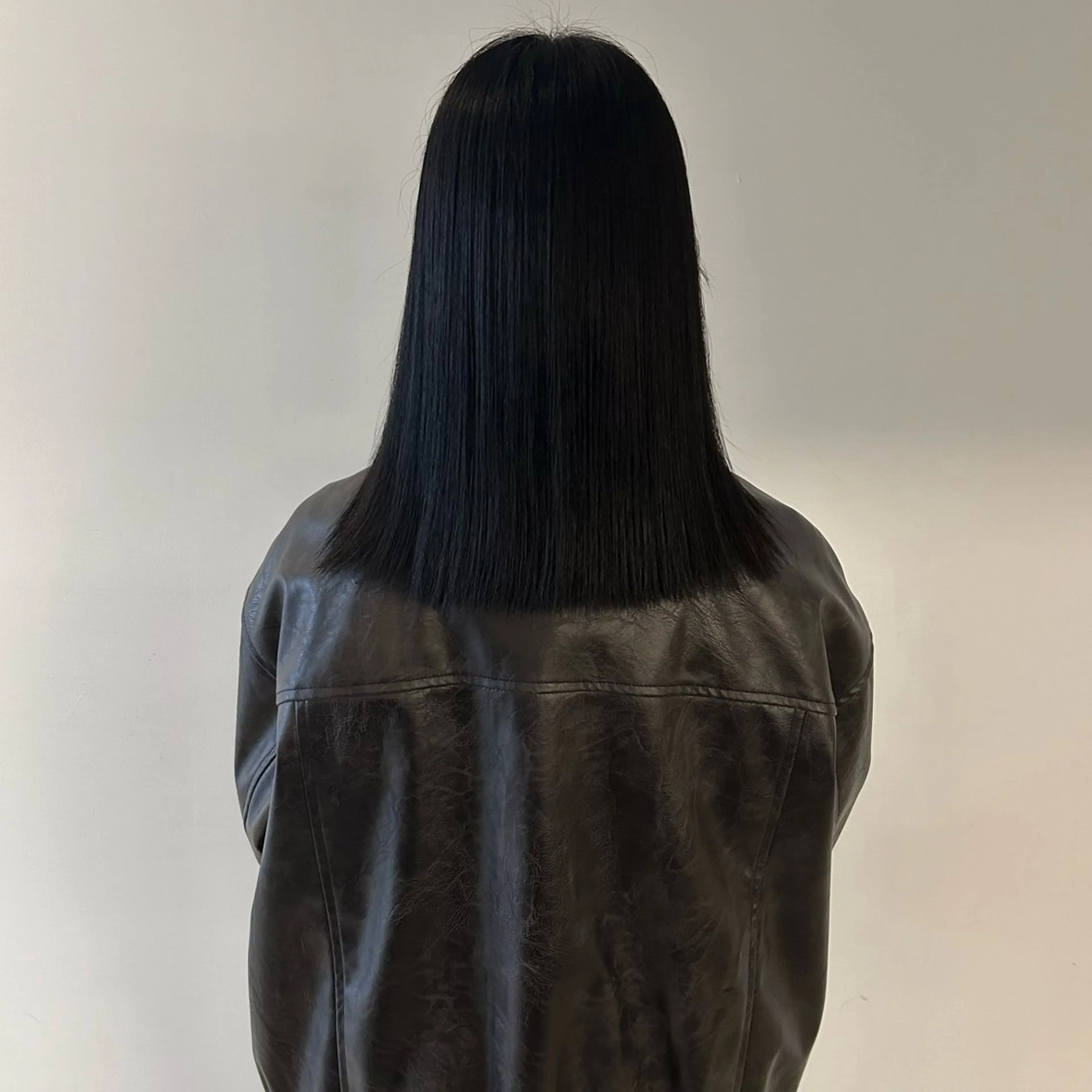 セミロング カラー ブリーチ ケアブリーチ 透明感カラー ダブルカラー ブリーチなしカラー ヘアカラー トリートメント nonoka オリーブ/グレージュのヘアスタイル