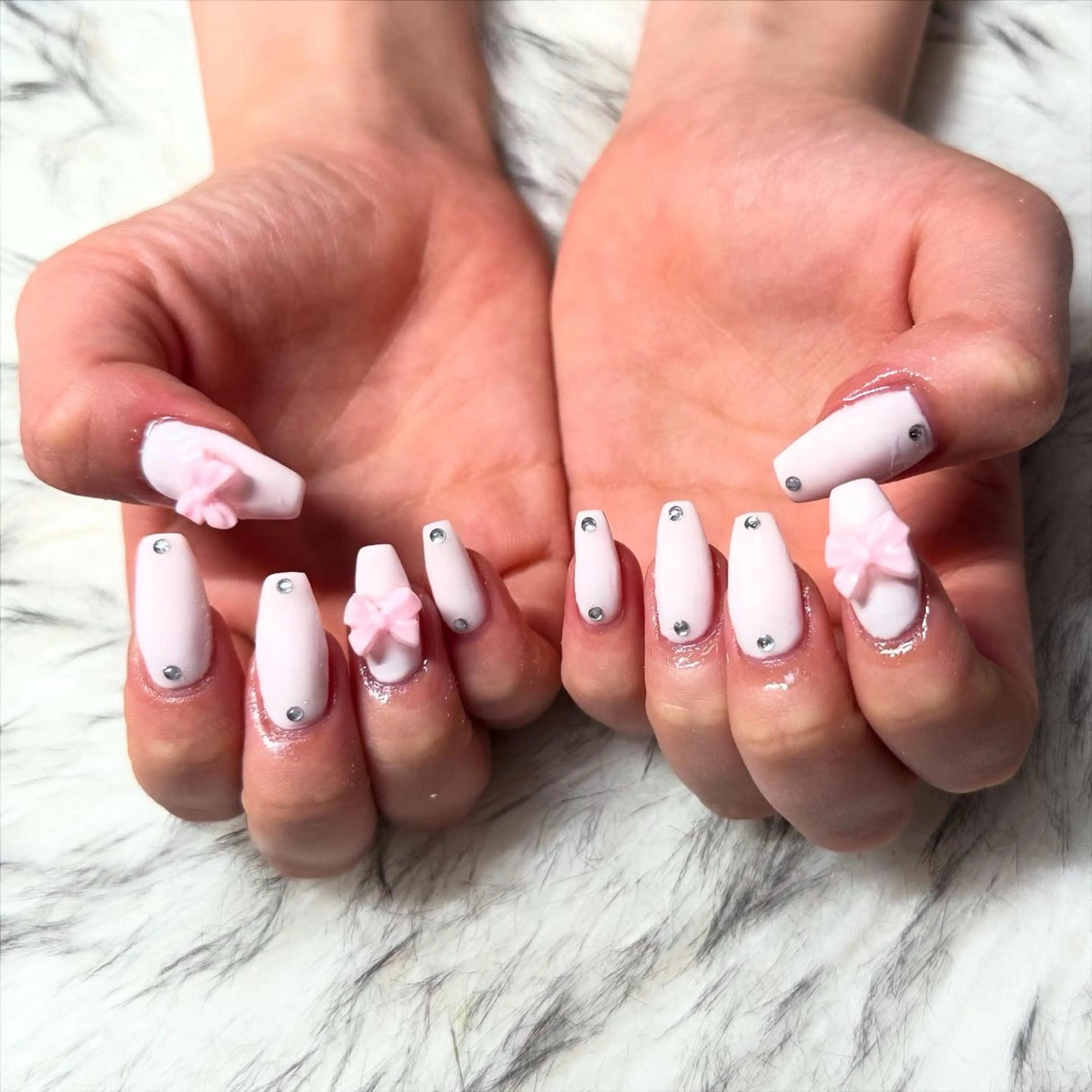 ロング ハンドネイル mao .のネイルデザイン