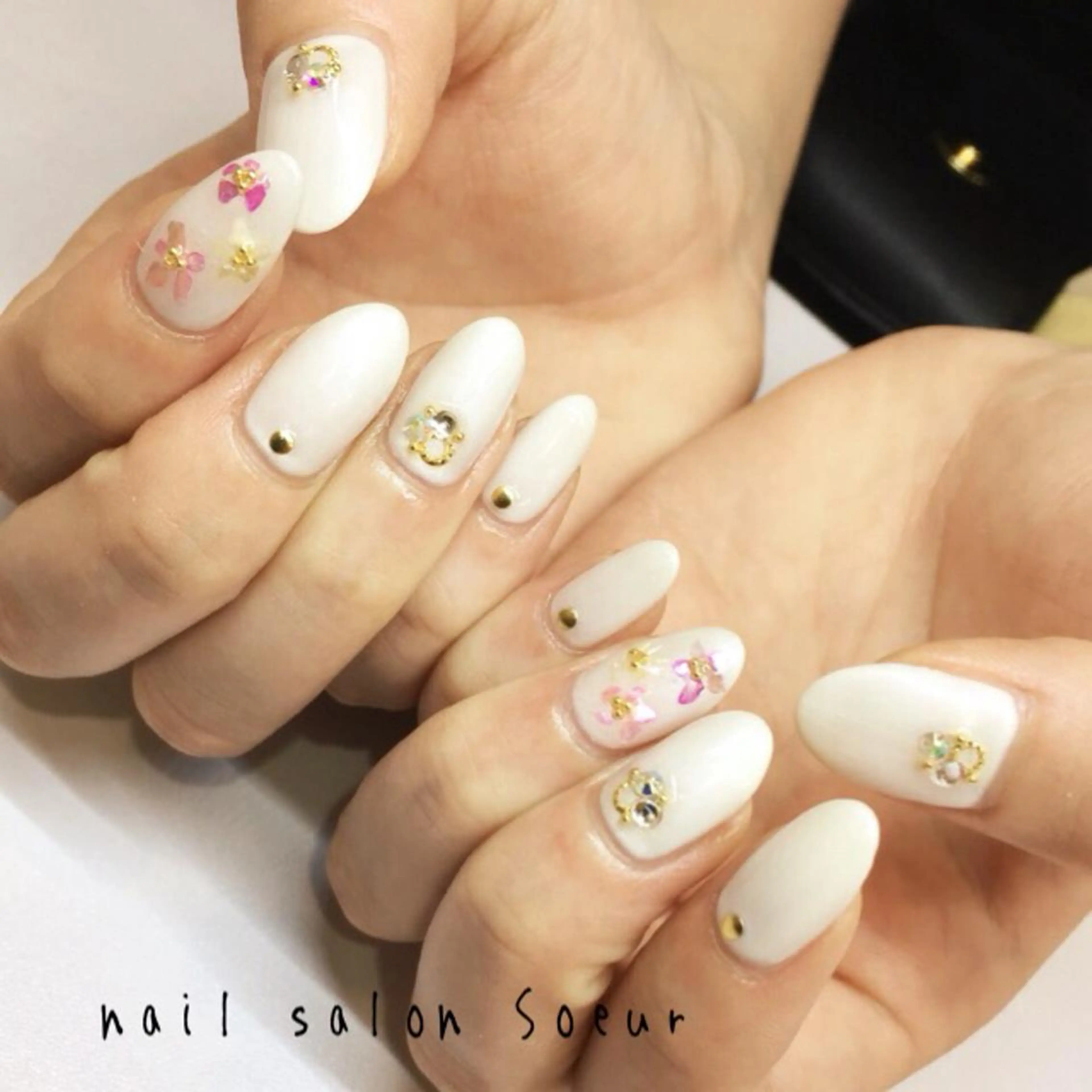 ネイル アートネイル フレンチネイル ジェルネイル ワンカラーネイル nail salon Soeurのネイルデザイン