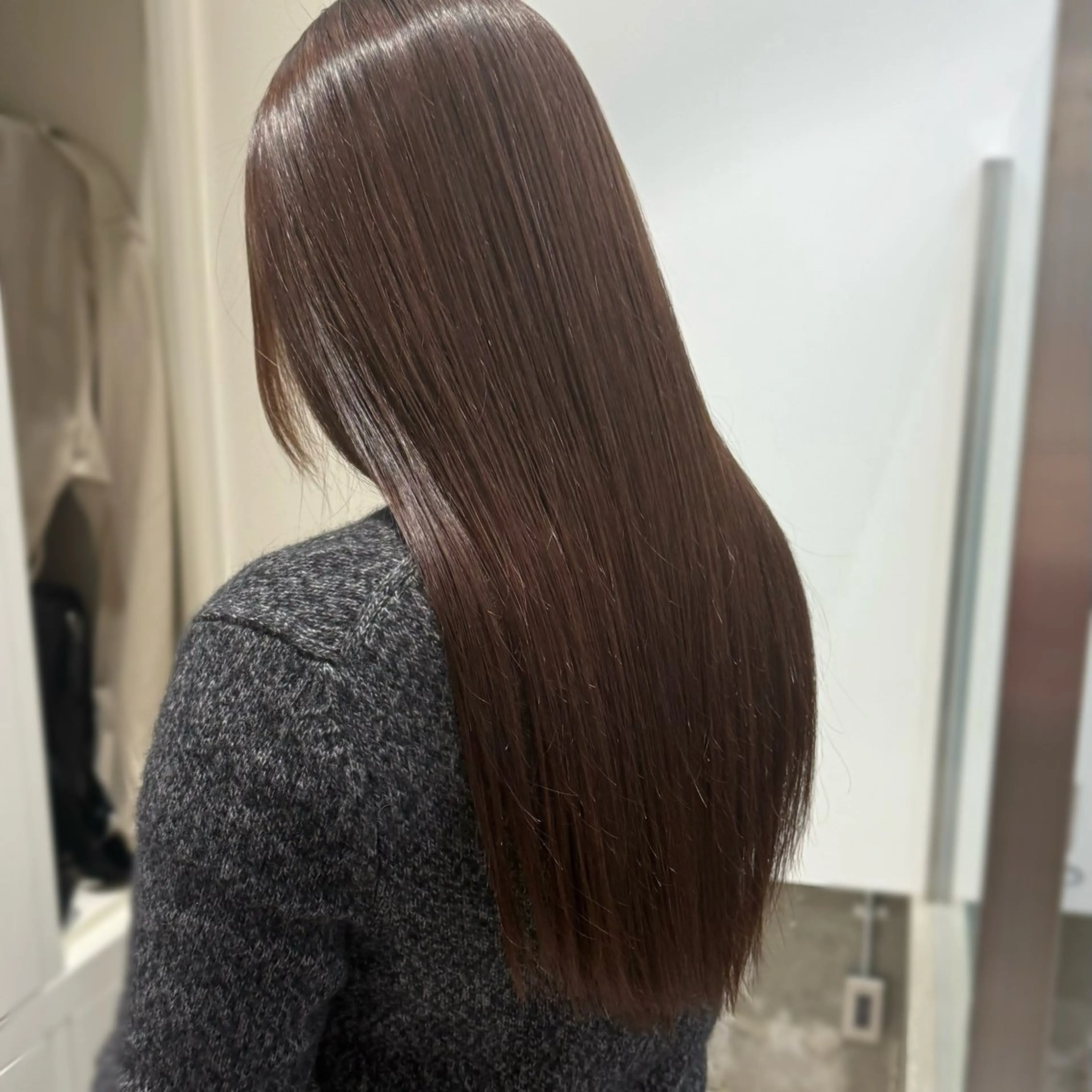 ロング カラー パーマ 髪質改善 縮毛矯正 カット ヘアカラー 縮毛矯正 トリートメント 縮毛矯正+モテカラー 🎀✨MIHOのヘアスタイル