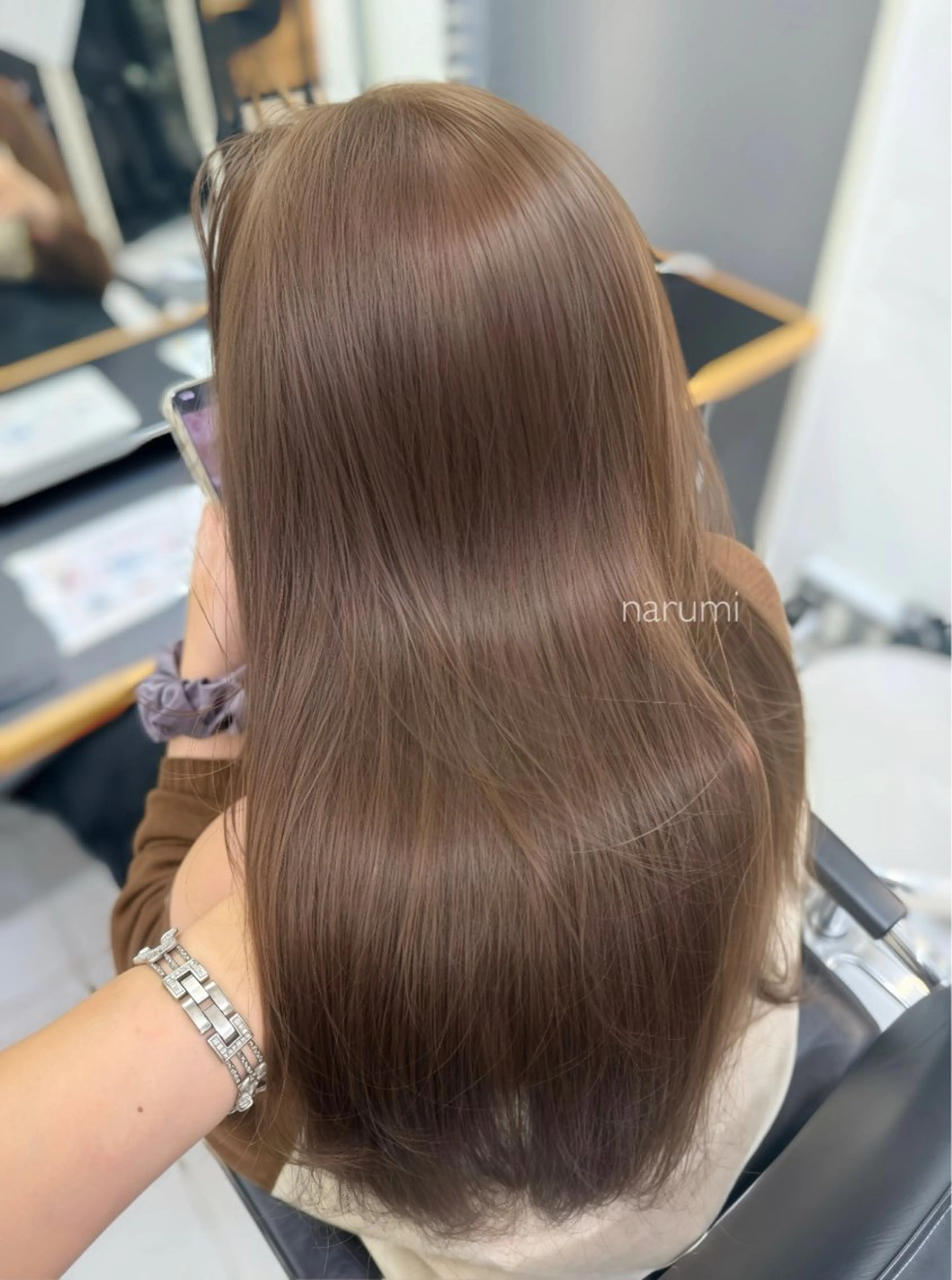 セミロング カラー ブリーチ ブリーチなしカラー カット ヘアカラー トリートメント 韓国サロン出身 narumi‎‎🤍のヘアスタイル