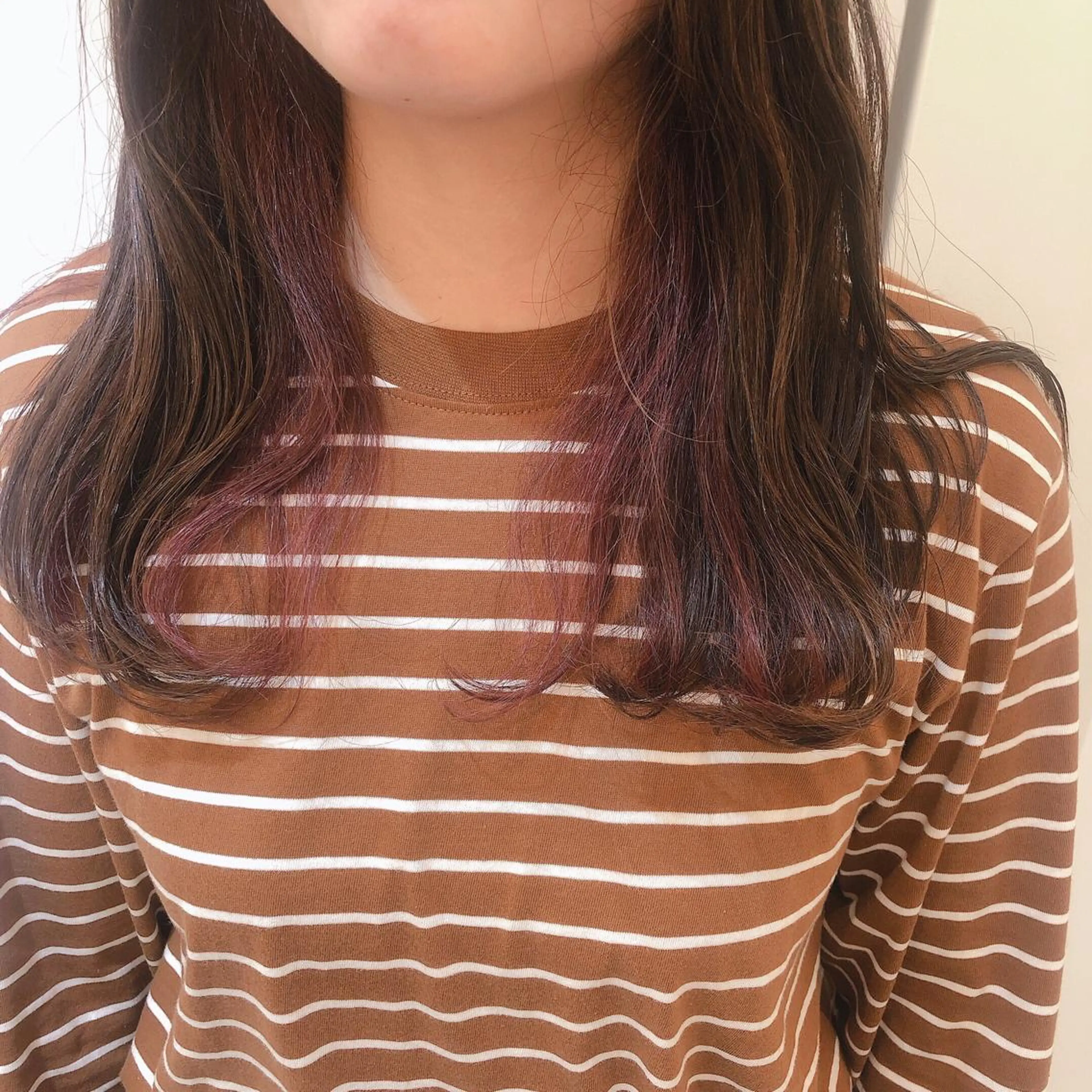 カラー インナーカラー ピンクカラー 中澤 美緒のヘアスタイル