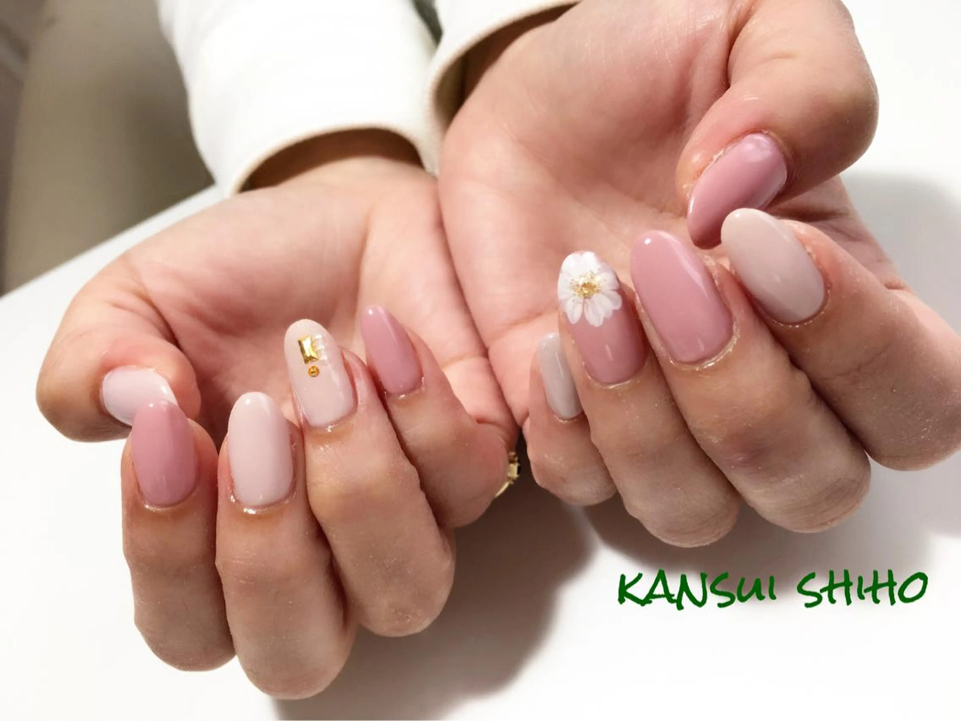 ネイル Elio所属・Elio 国泰寺のネイルデザイン