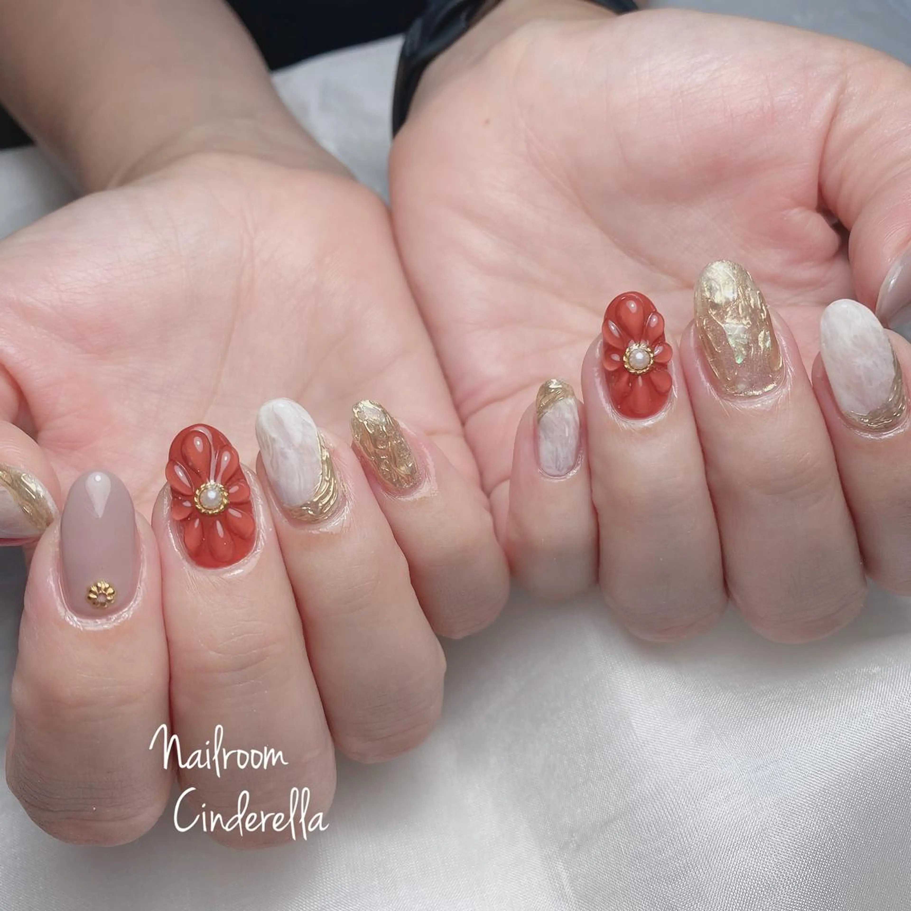 ネイル フラワーネイル ぷっくりネイル Nailroom. Cinderellaのネイルデザイン