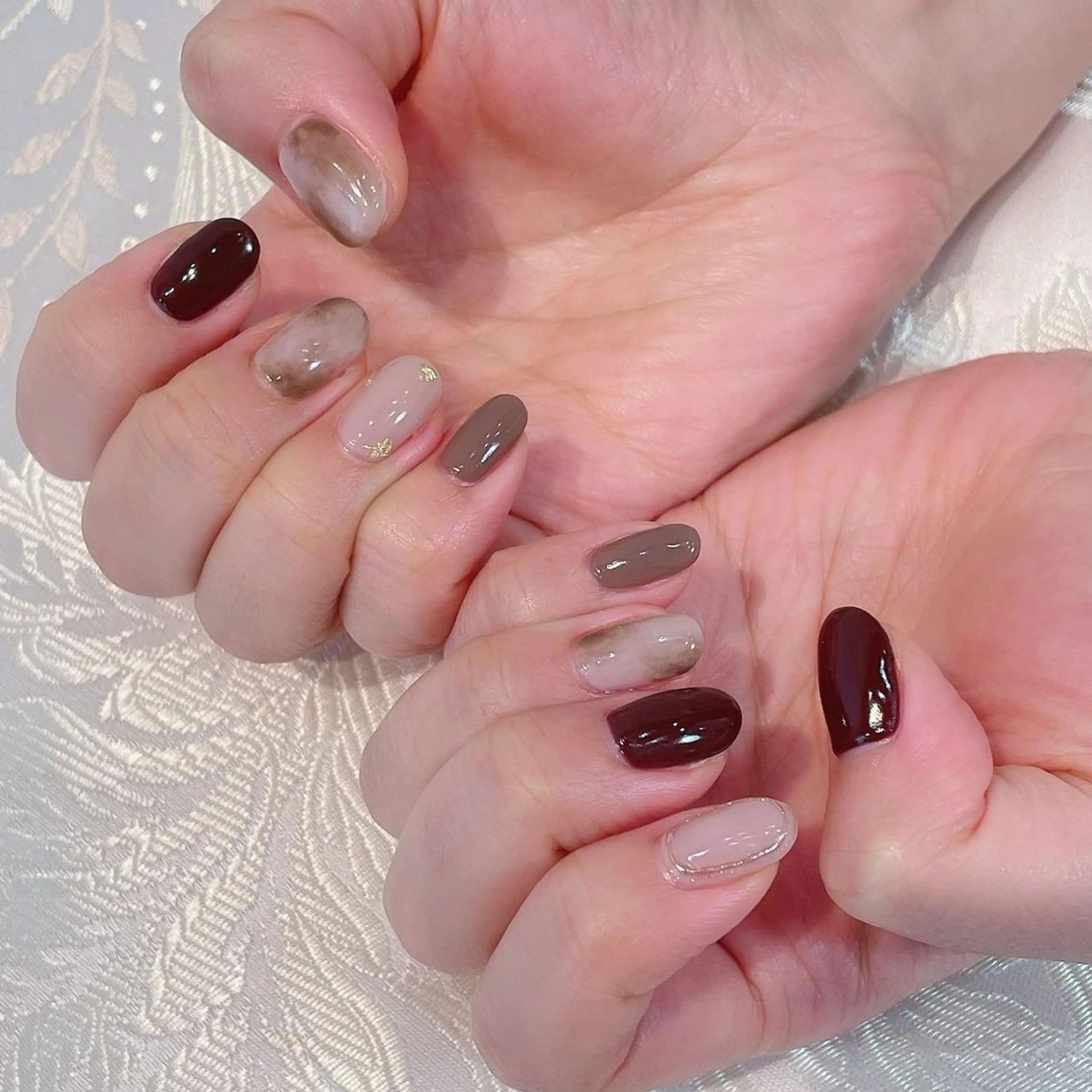 ネイル RAFFINE 月🦋🩵のネイルデザイン