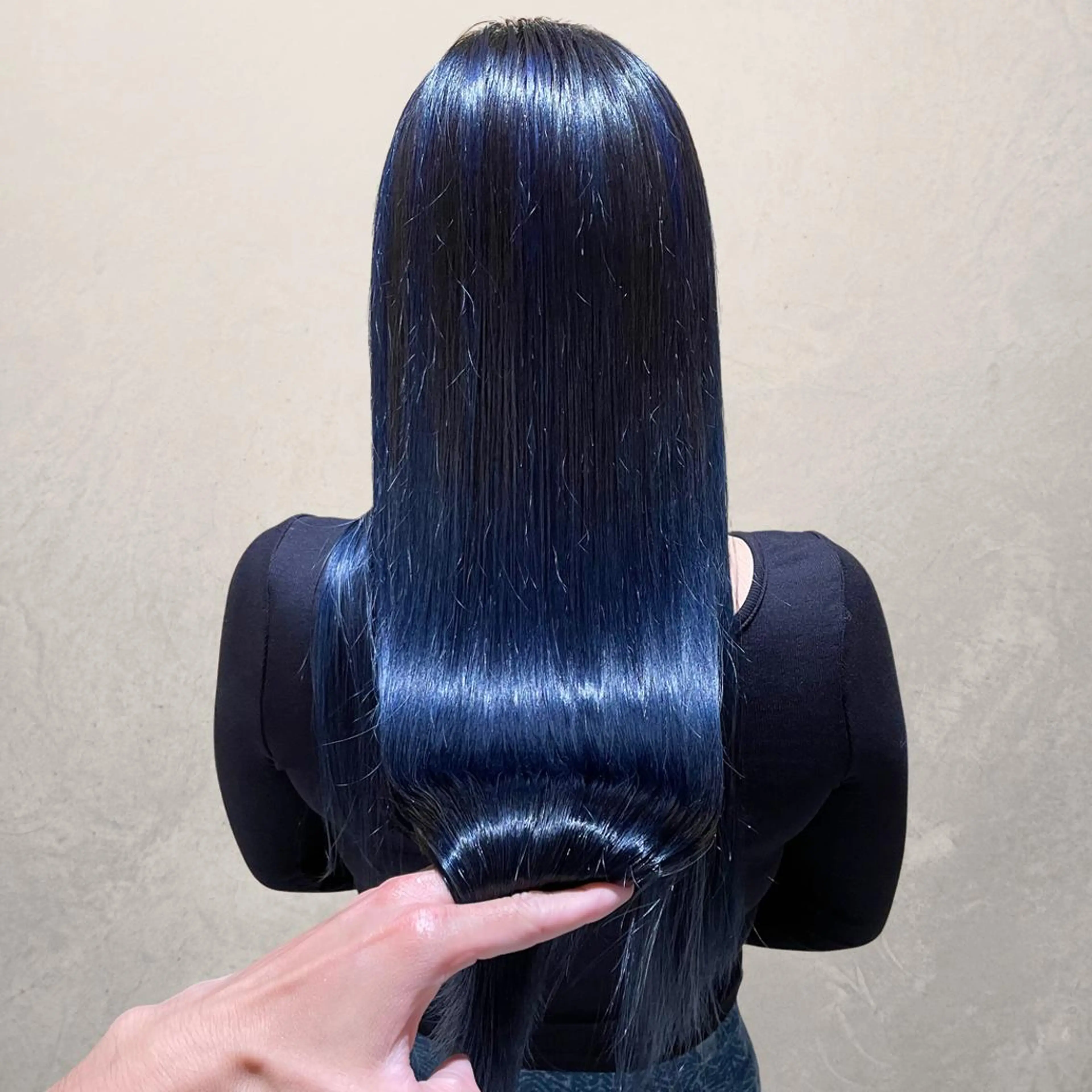 ロング カラー ブルーカラー ネイビーカラー ヘアカラー トリートメント RUBEUS【ルベウス】所属・✨艶々カラー🎨 杉本賢人のヘアスタイル