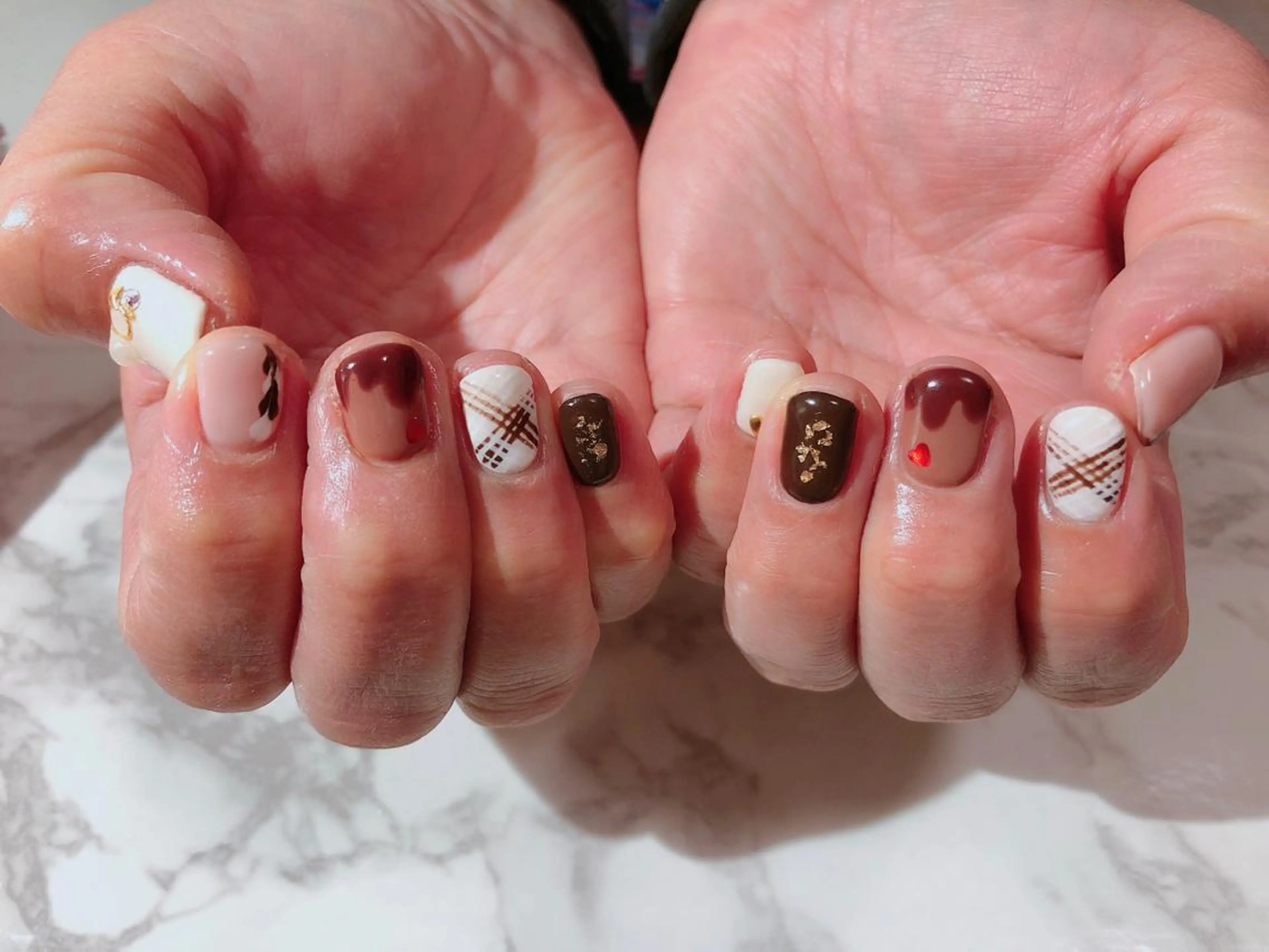 ネイル 持ち込み Regaro i.sのネイルデザイン