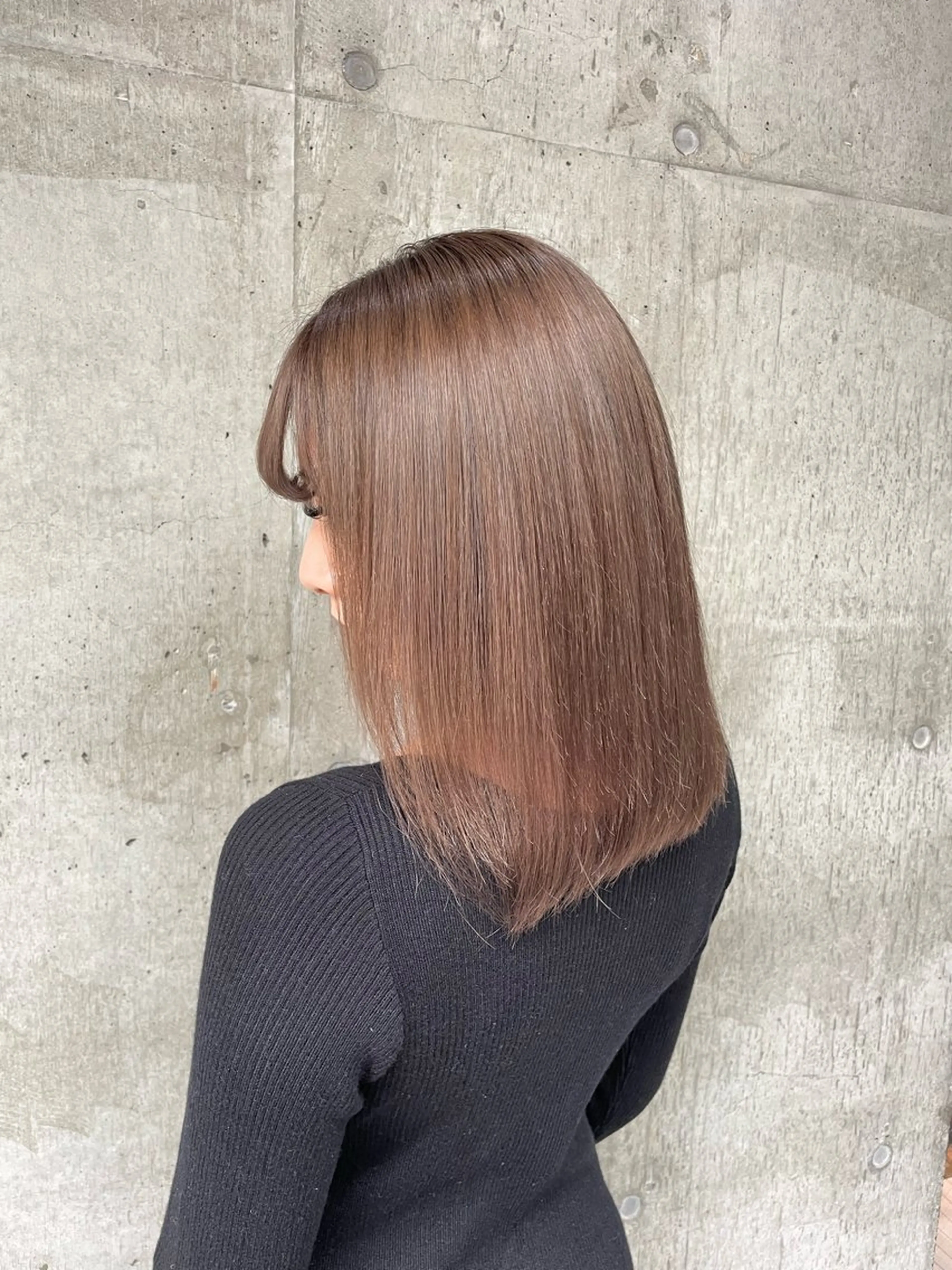 セミロング ヘアカラー トリートメント 🦋MAHO🦋 デザインカラーのヘアスタイル